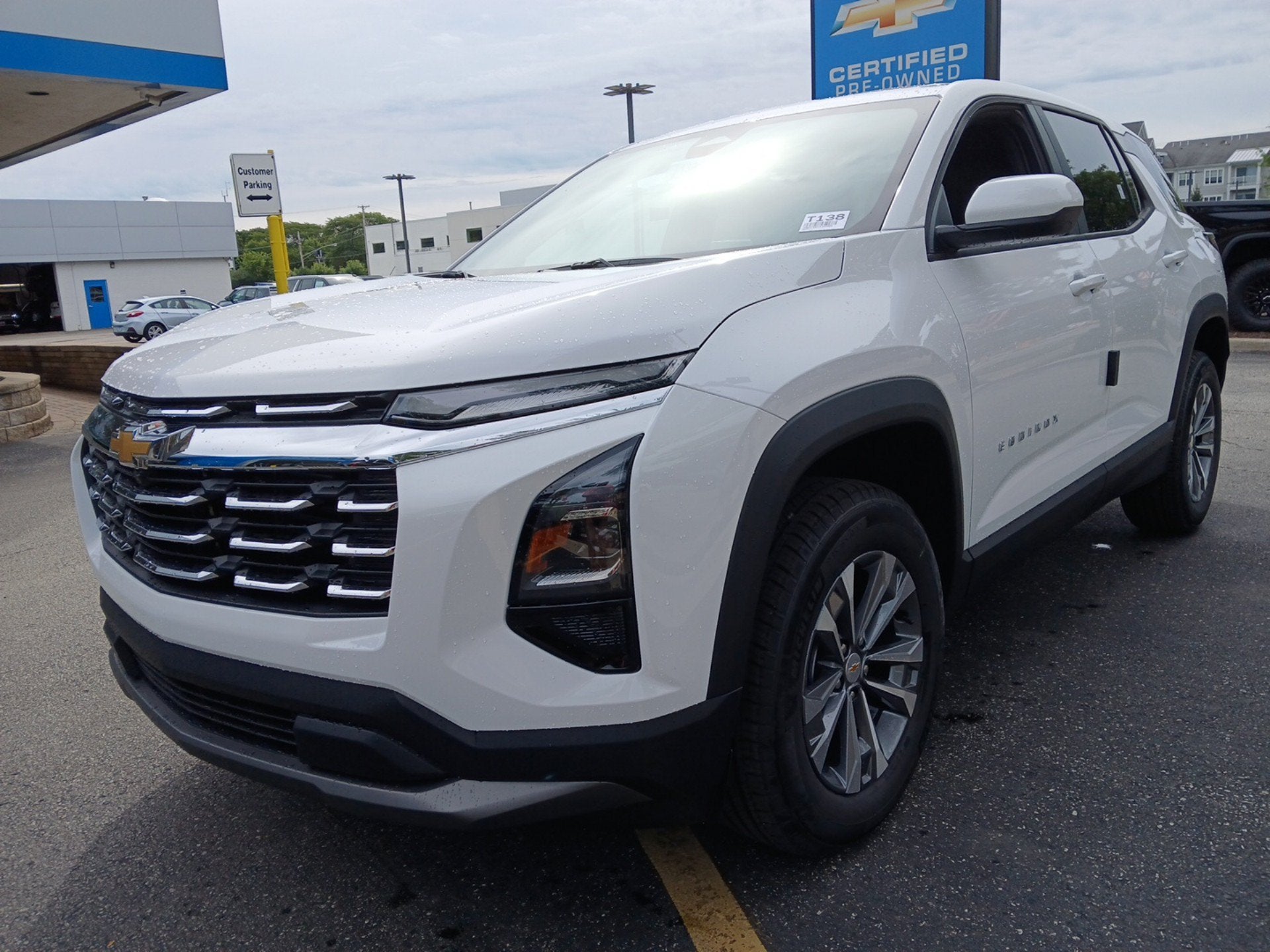 2027 Chevrolet Equinox LT