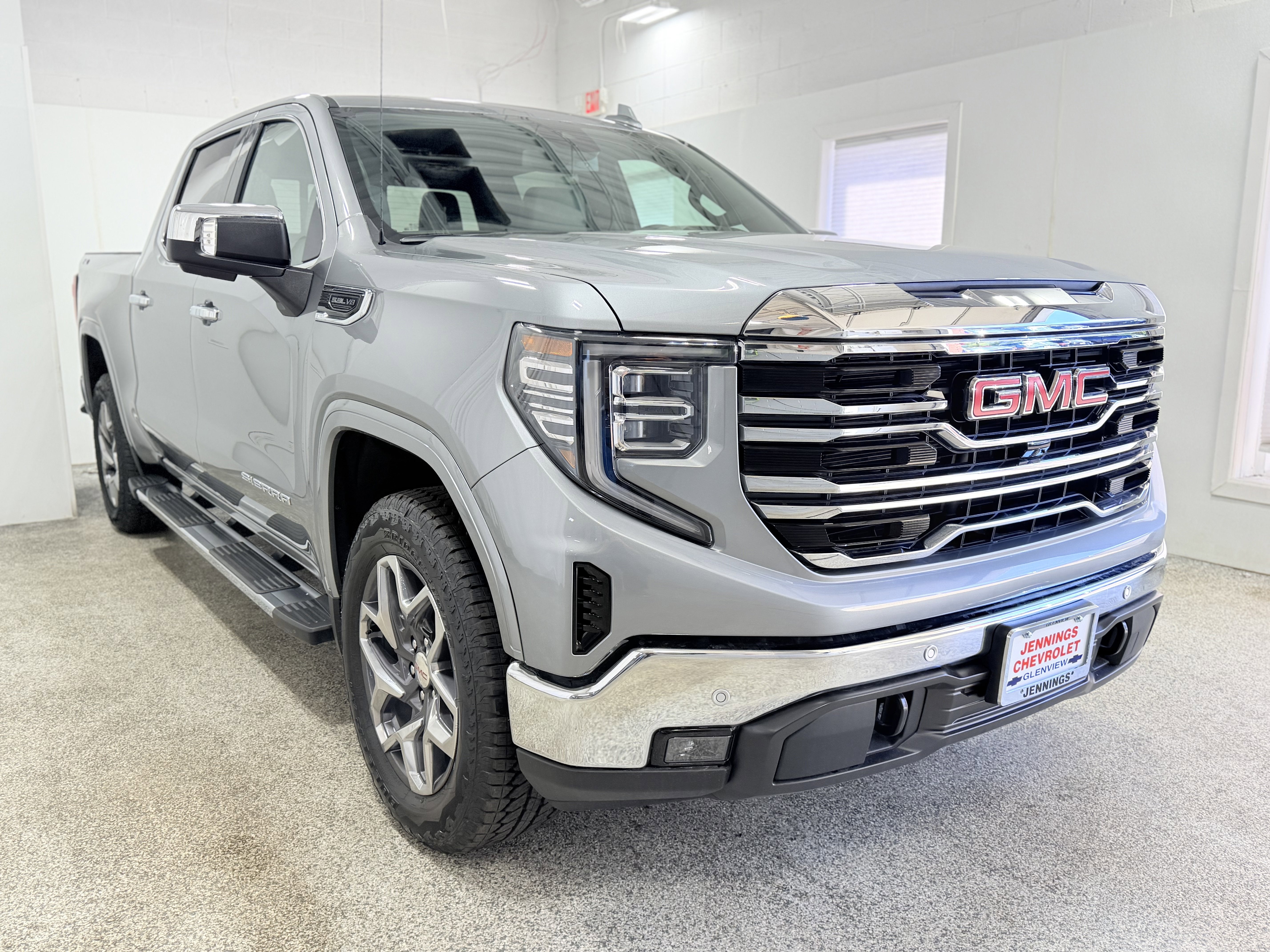 2026 GMC Sierra 4WD Crew Cab Short Box SLT's photo
