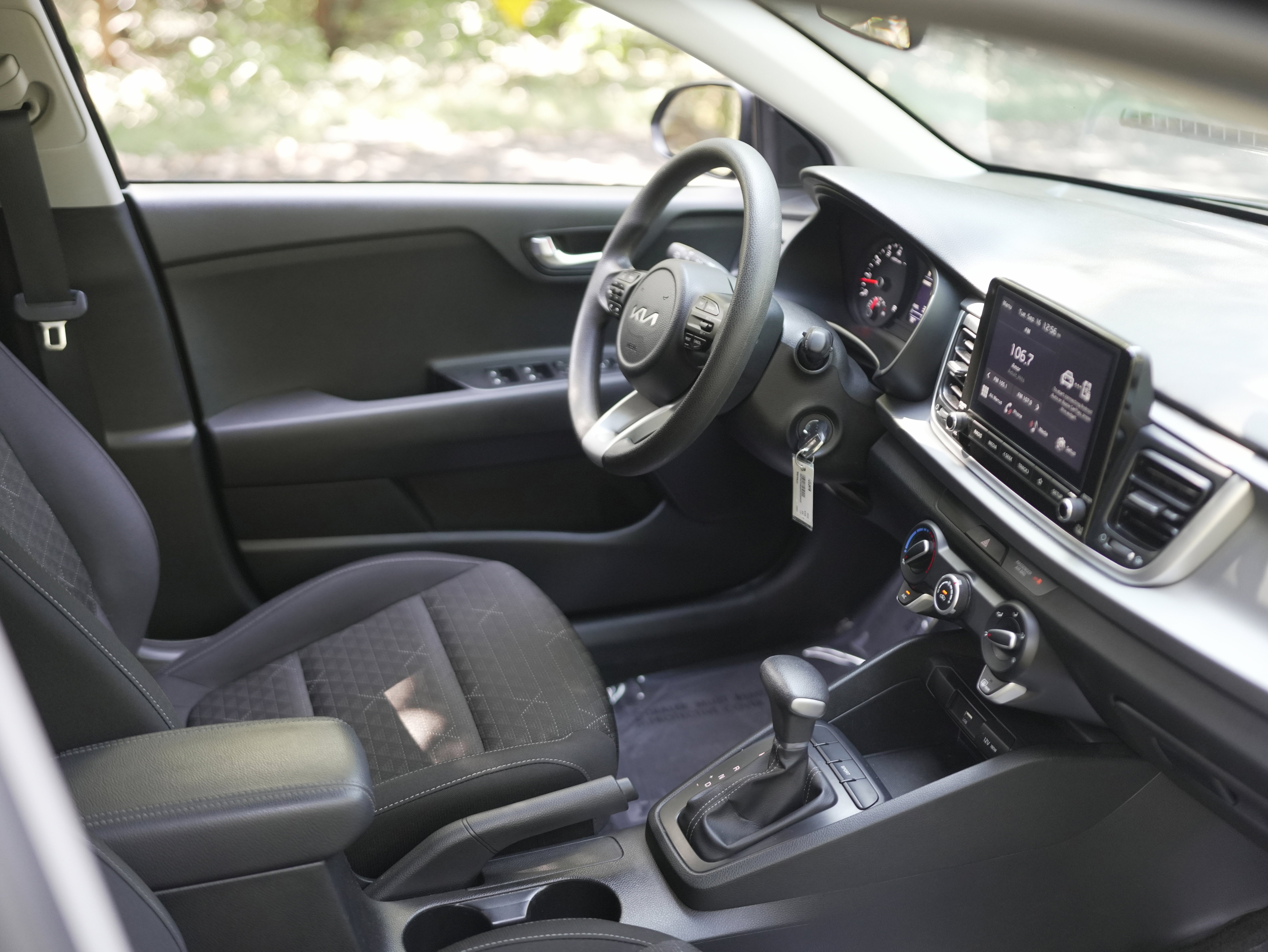 2023 Kia Rio 5-Door S