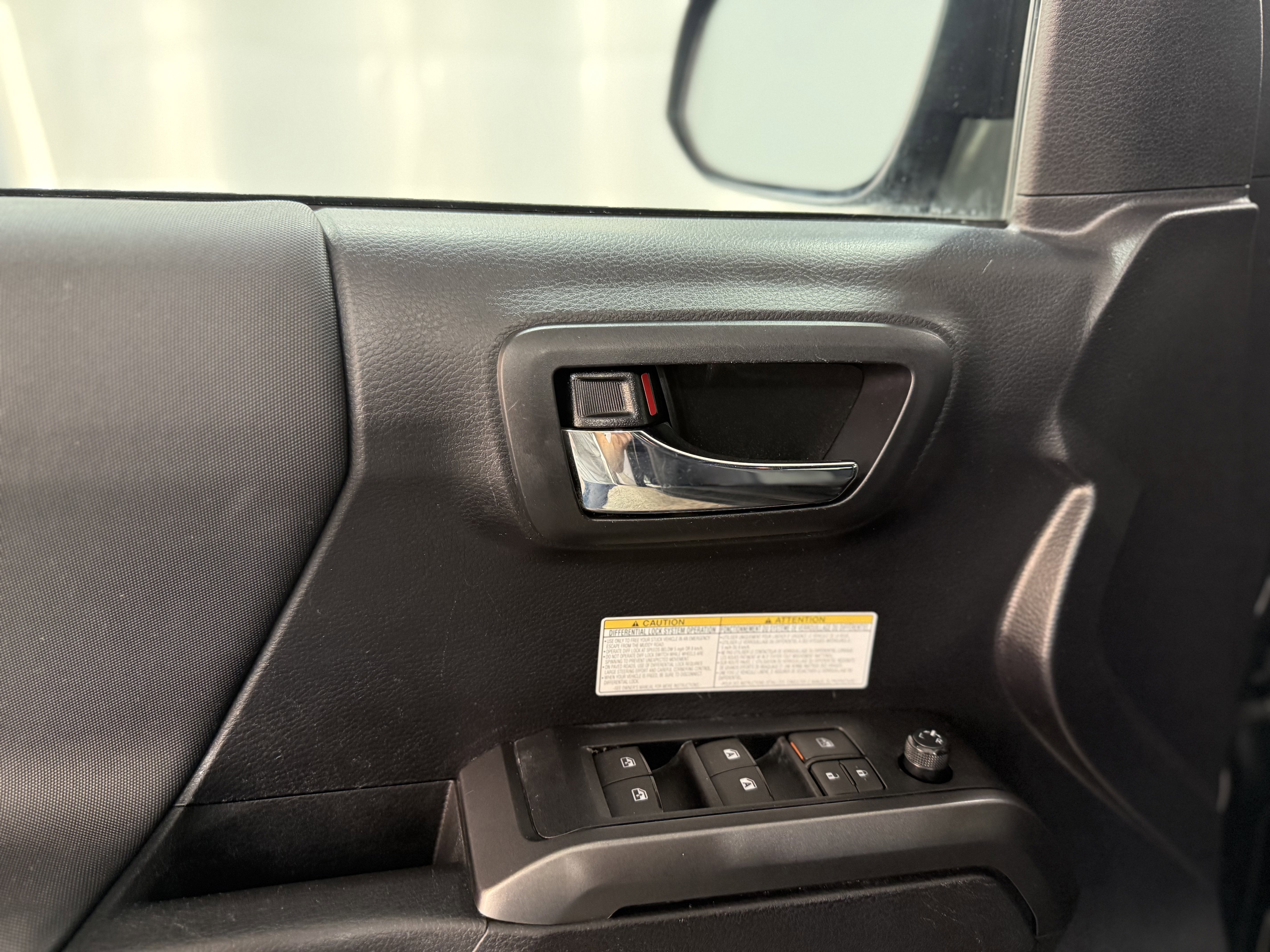 2020 Toyota Tacoma 4WD SR5