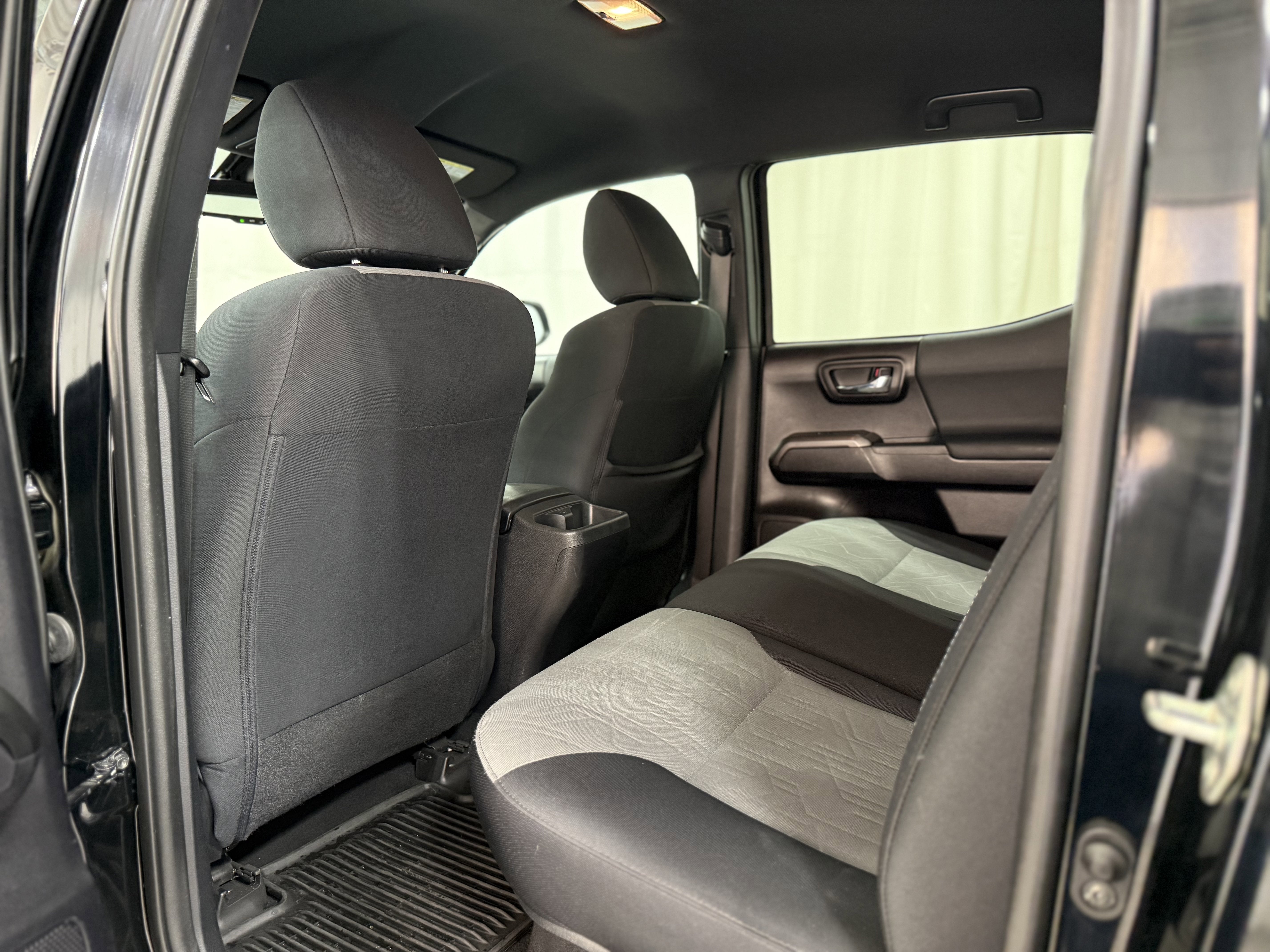 2020 Toyota Tacoma 4WD SR5