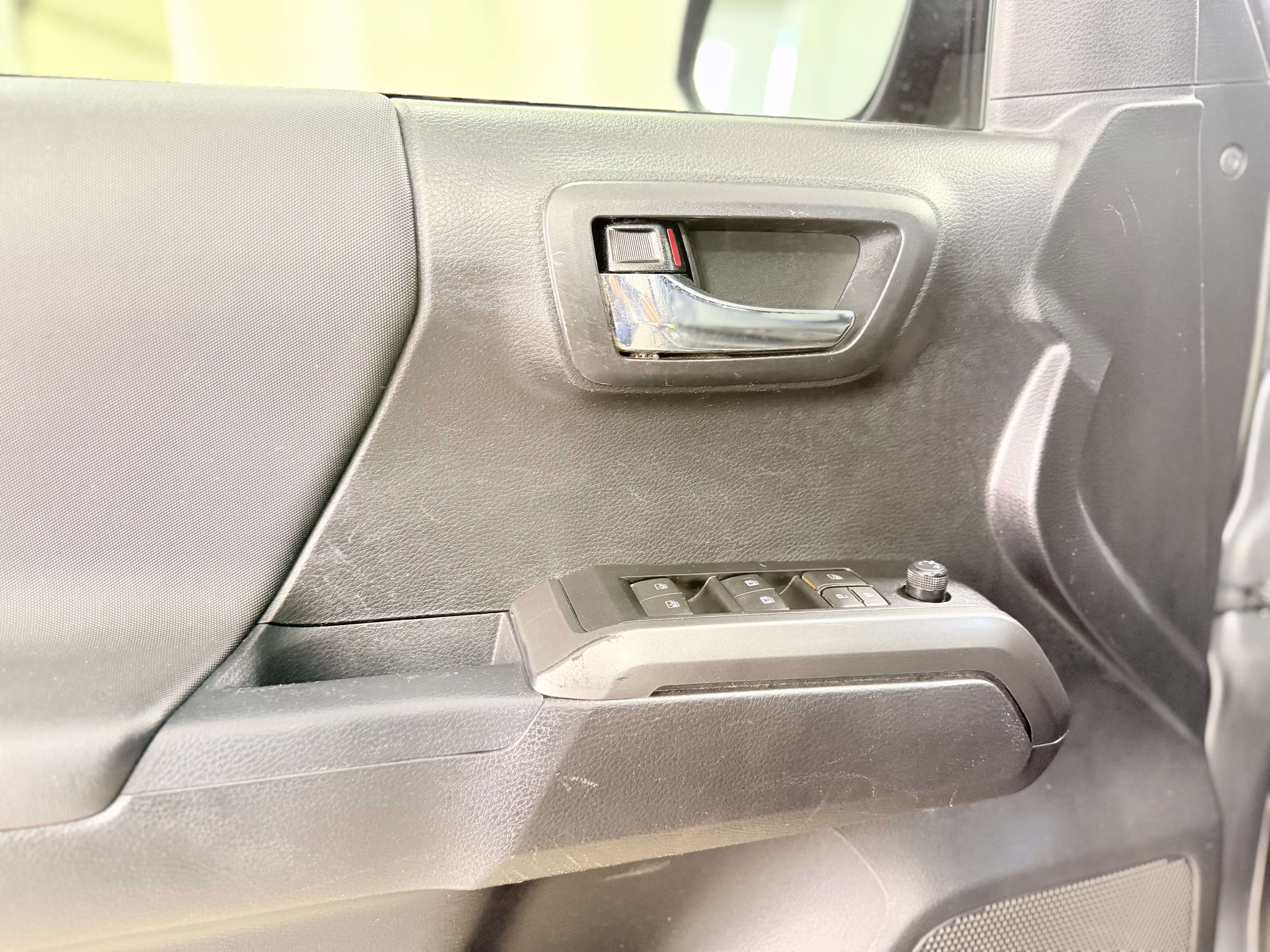 2021 Toyota Tacoma 4WD SR5