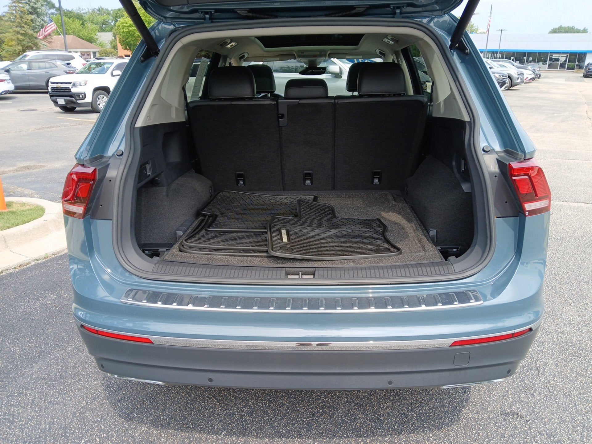 2021 Volkswagen Tiguan 2.0T SEL