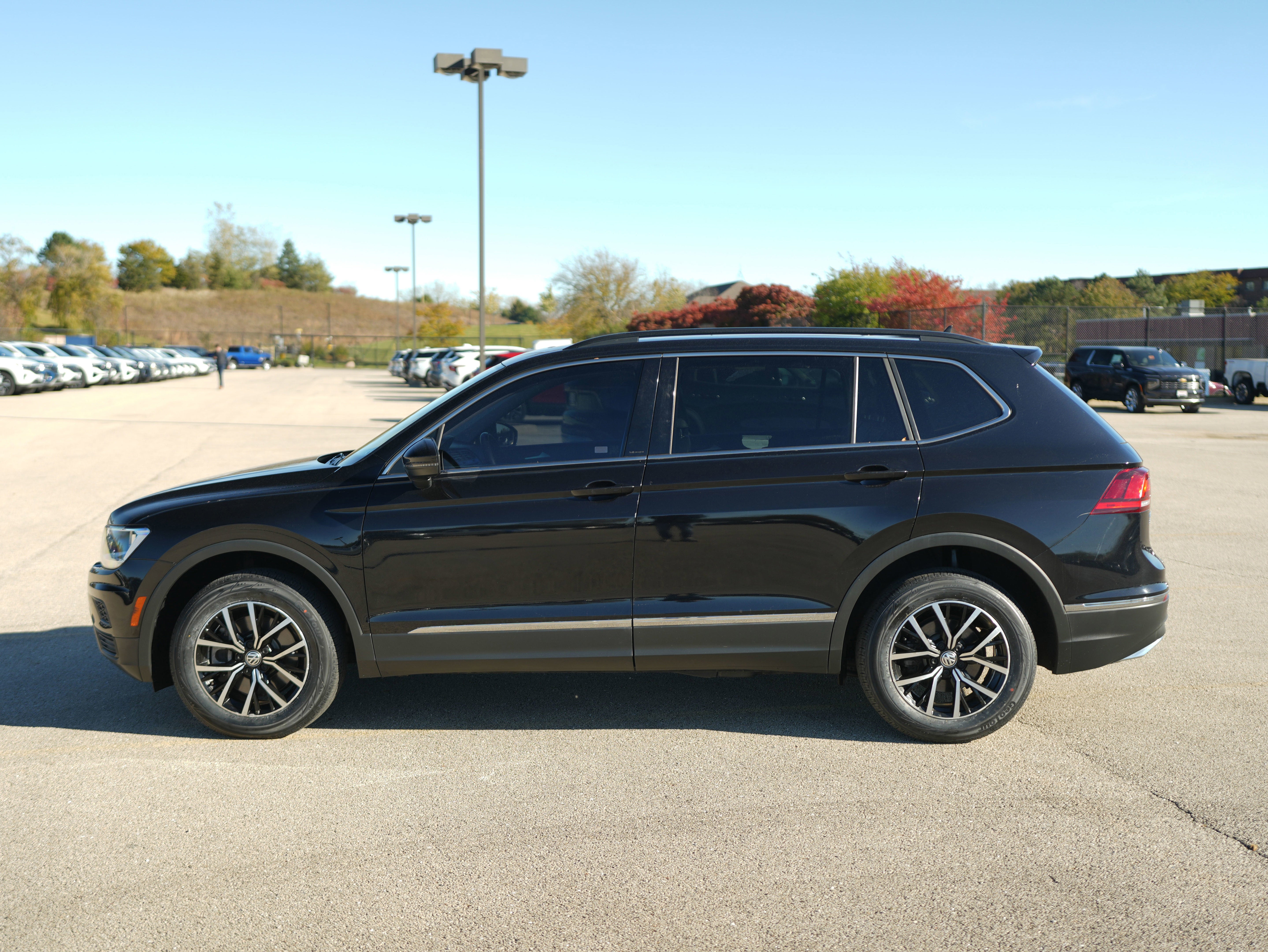 2021 Volkswagen Tiguan SE