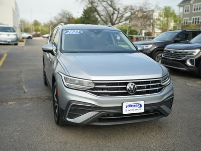 2023 Volkswagen Tiguan SE