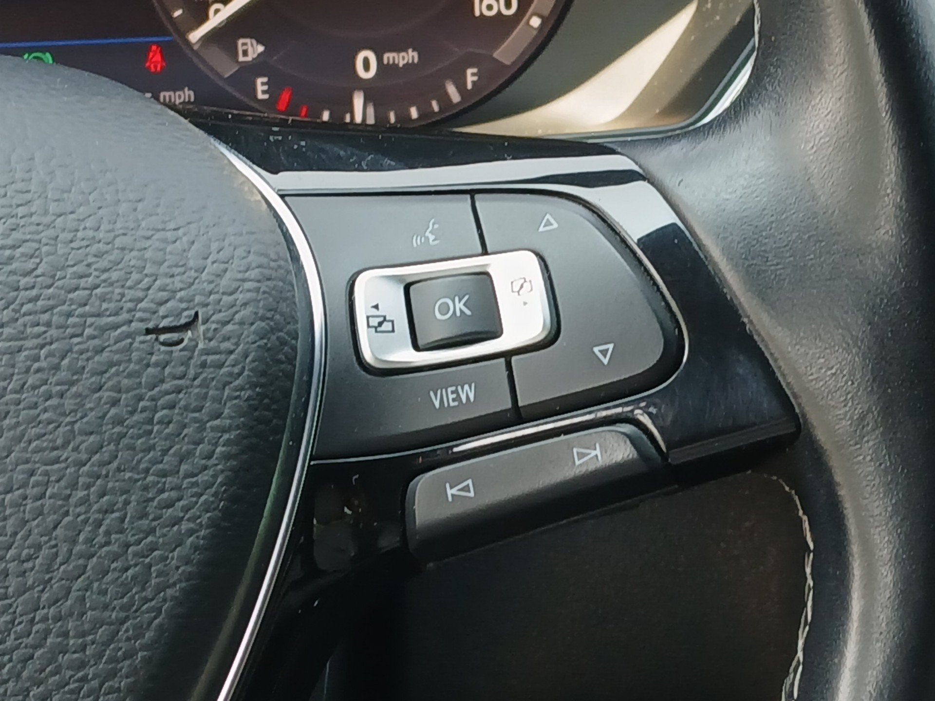 2019 Volkswagen Tiguan 2.0T SEL