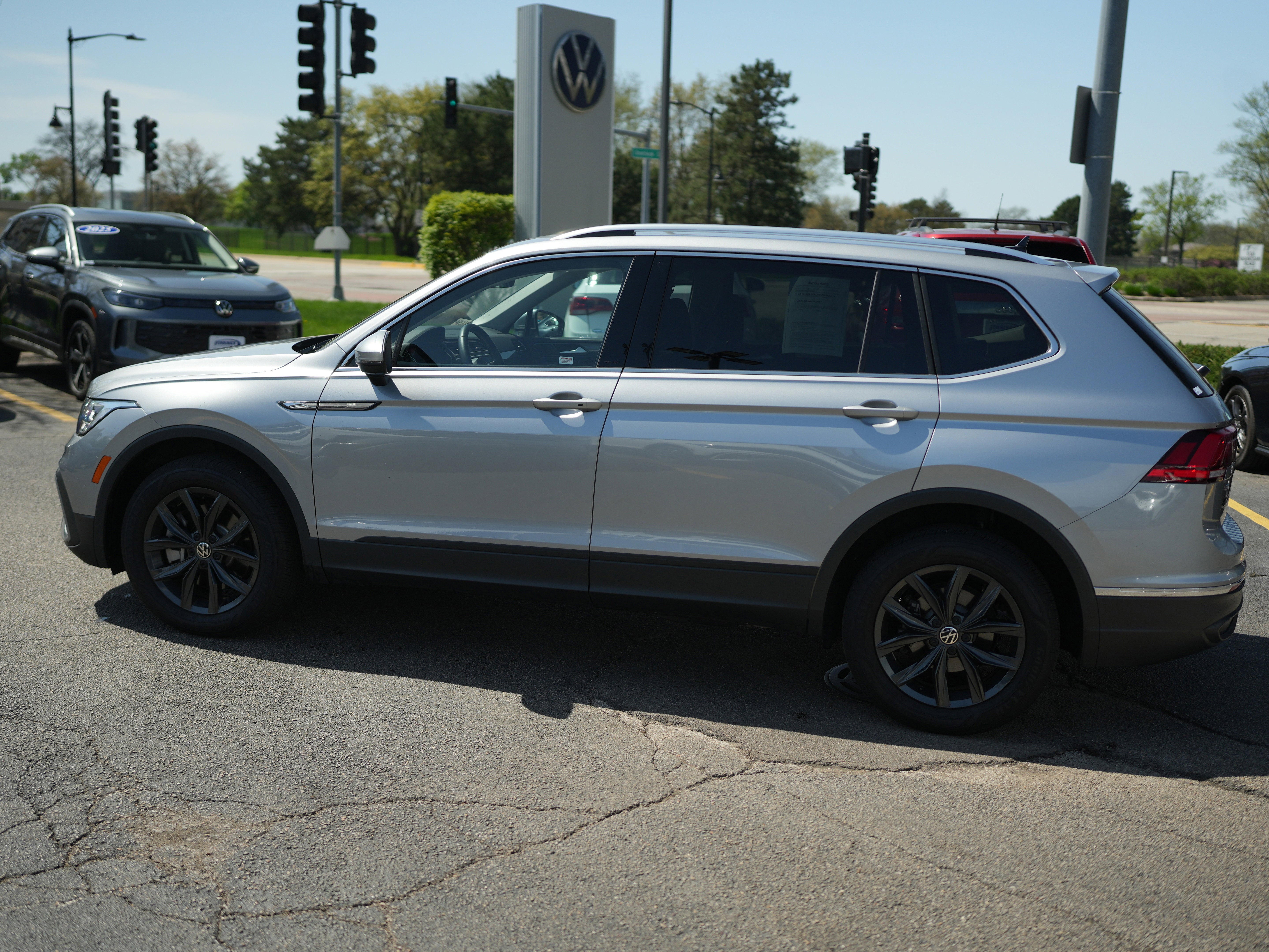 2024 Volkswagen Tiguan SE