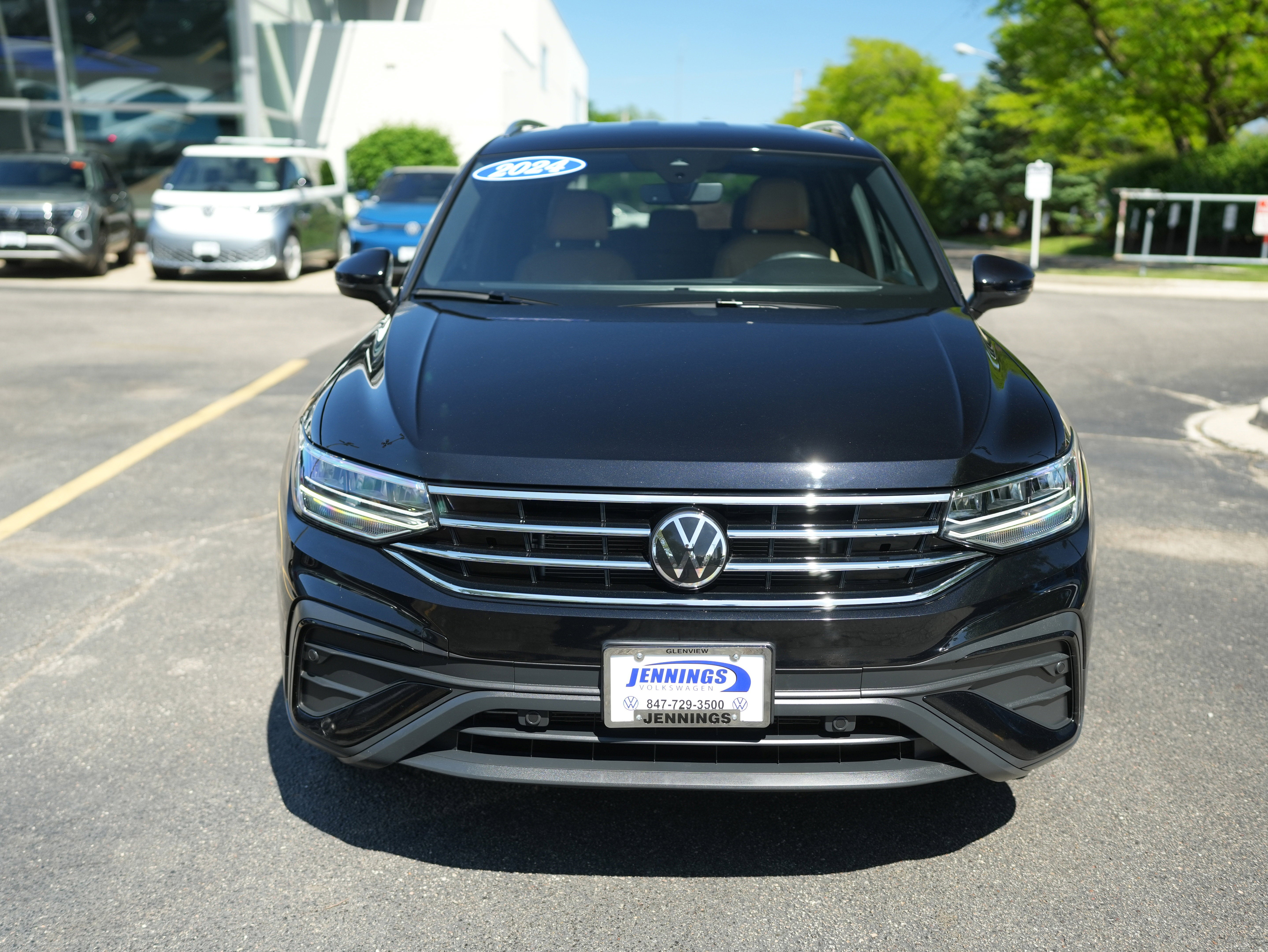 2024 Volkswagen Tiguan 2.0T SE