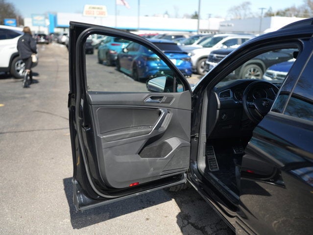 2021 Volkswagen Tiguan SE