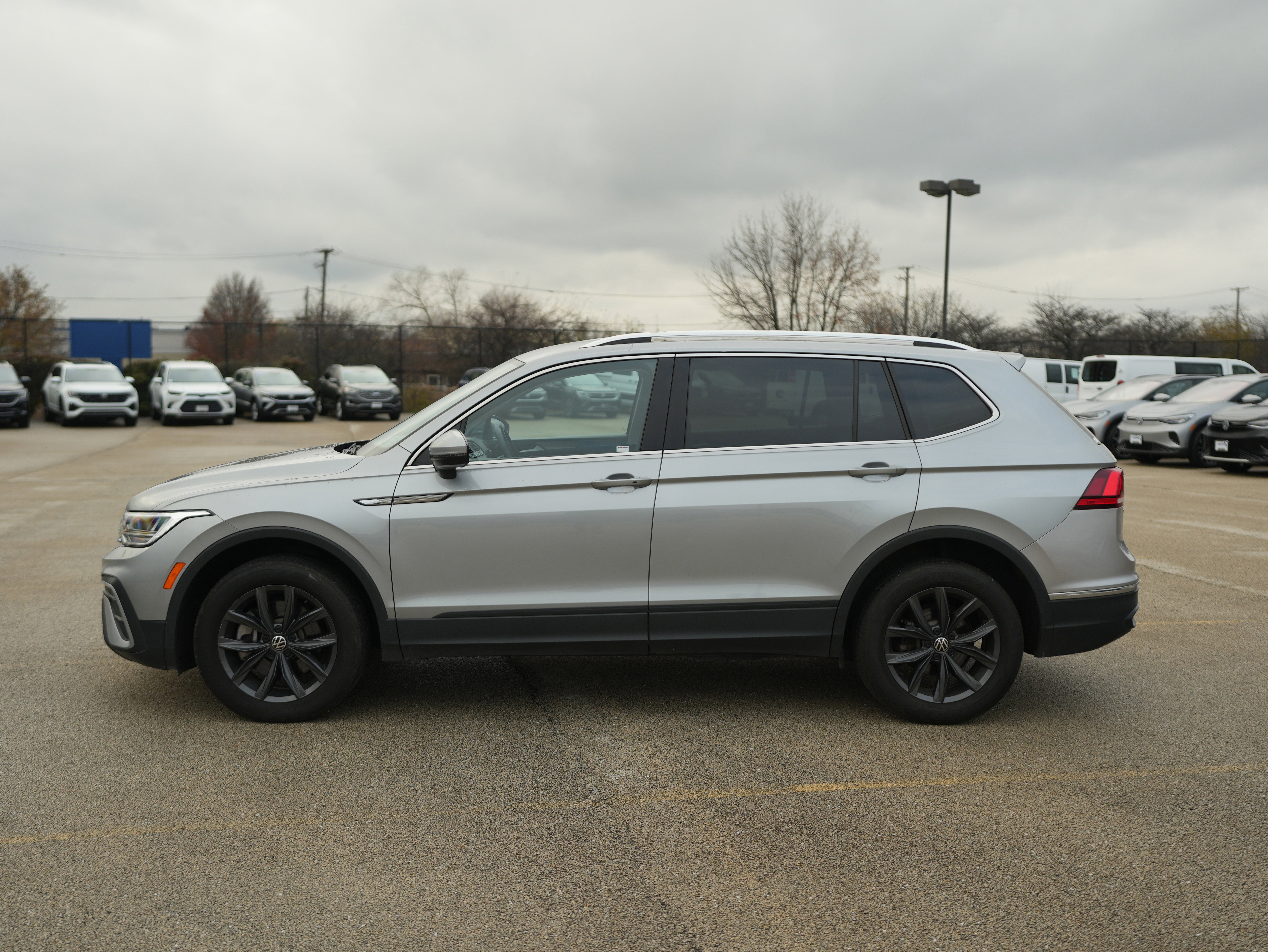 2022 Volkswagen Tiguan SE