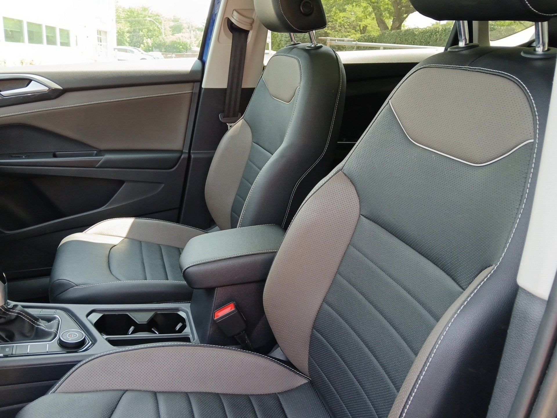 2023 Volkswagen Taos 1.5T SEL