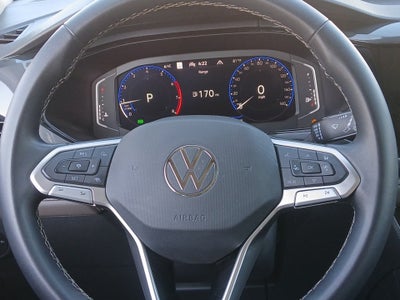 2023 Volkswagen Taos SEL