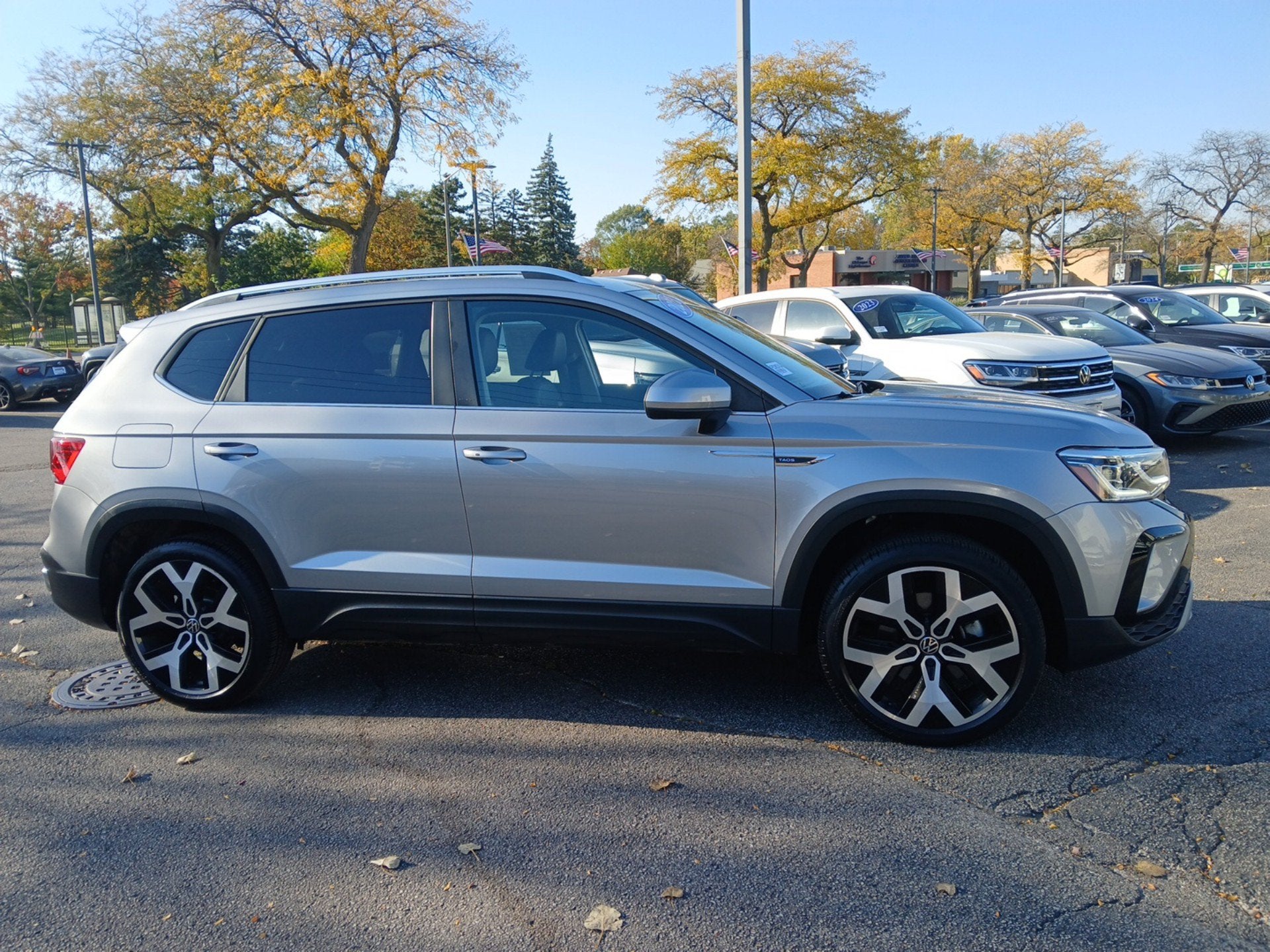 2023 Volkswagen Taos SEL