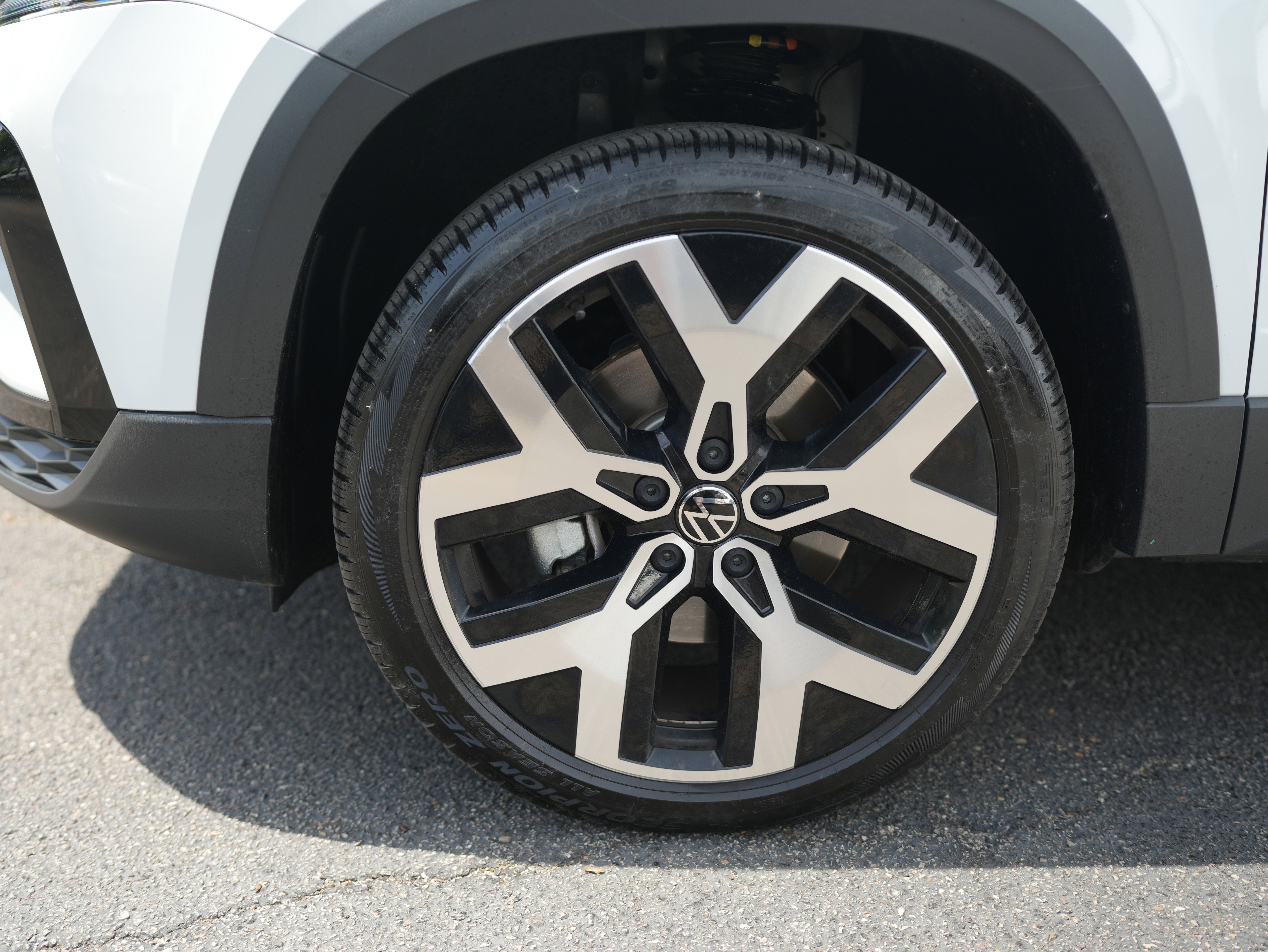 2023 Volkswagen Taos 1.5T SEL