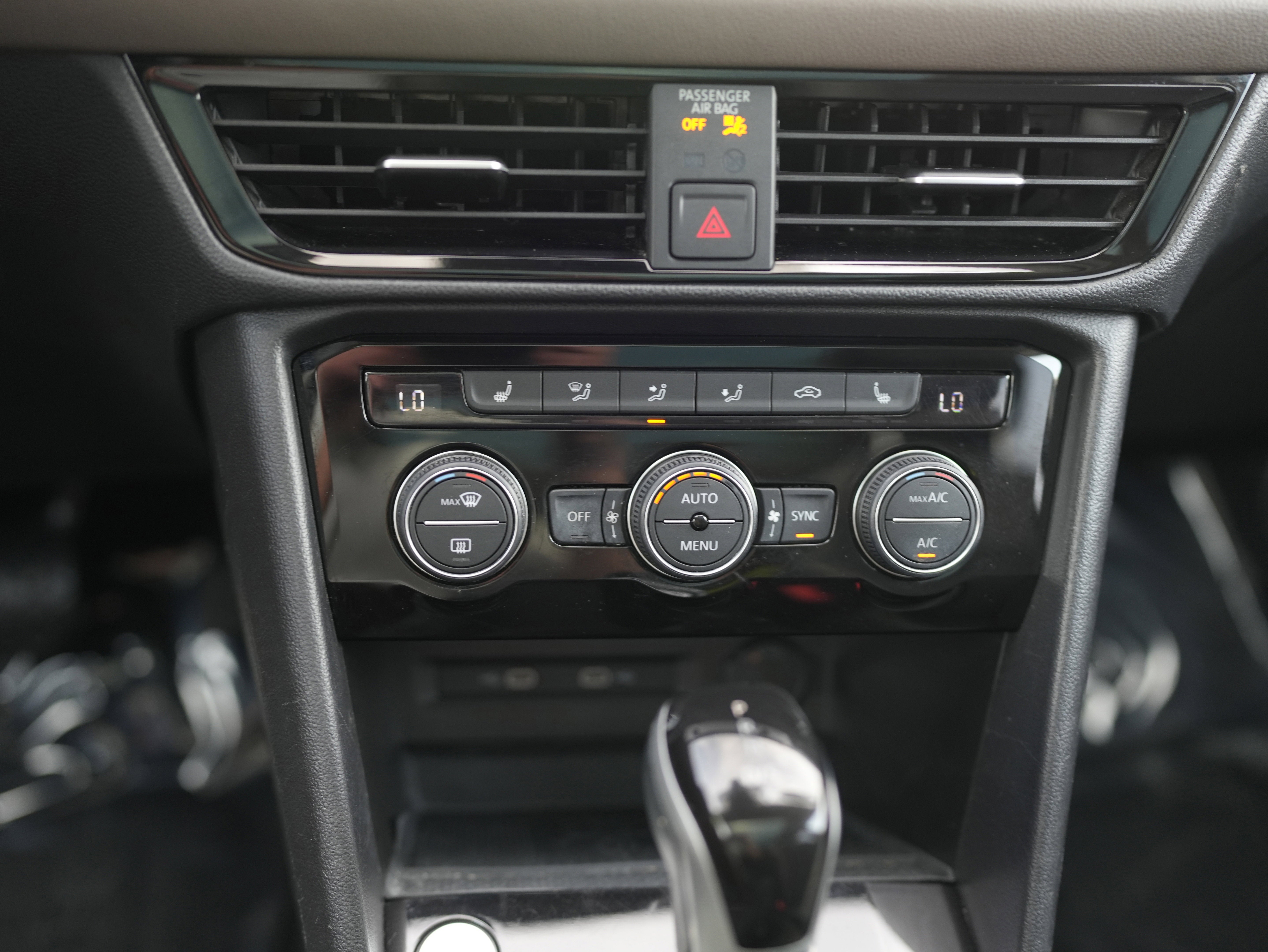 2023 Volkswagen Taos 1.5T SEL