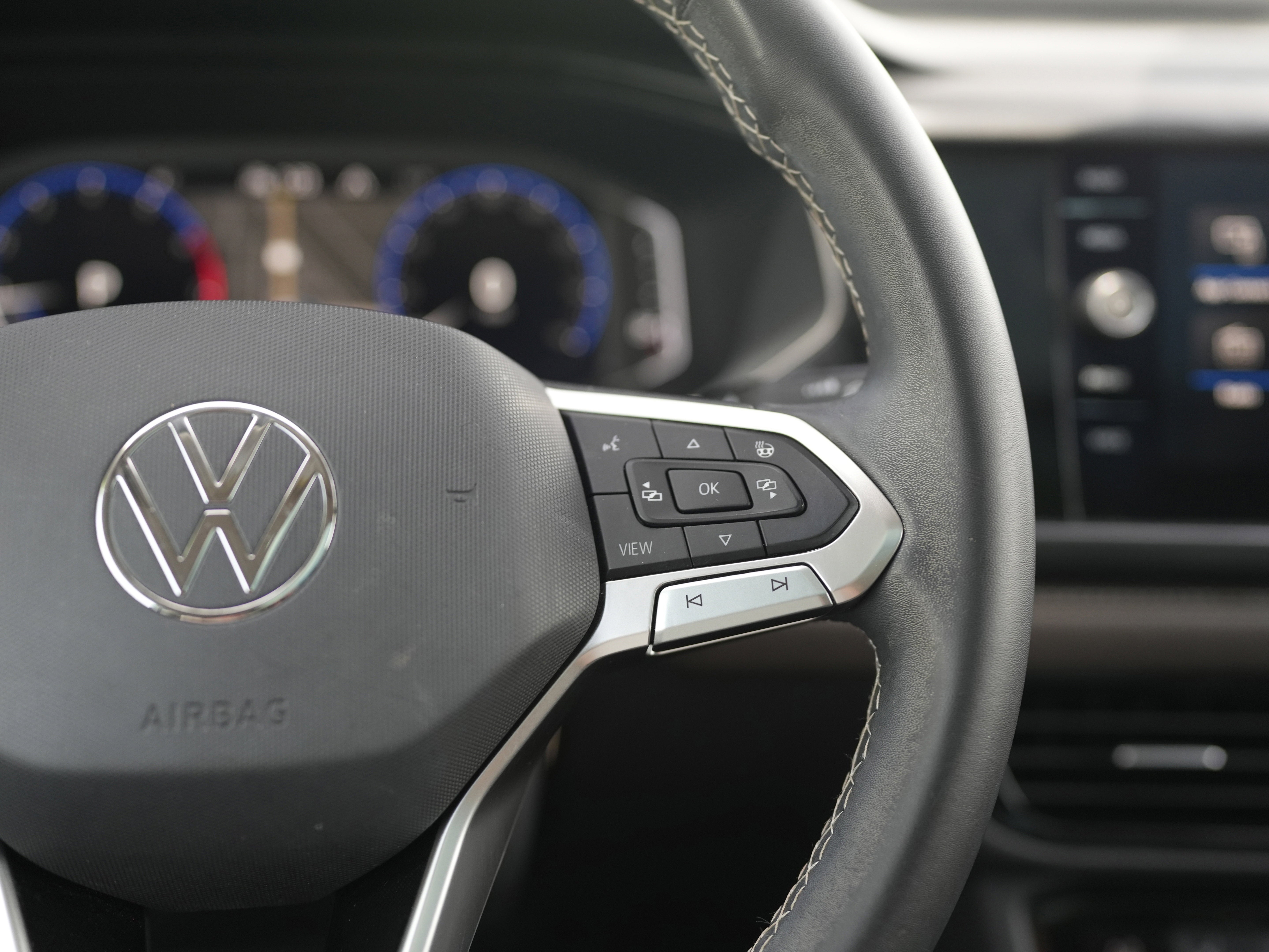 2023 Volkswagen Taos 1.5T SEL
