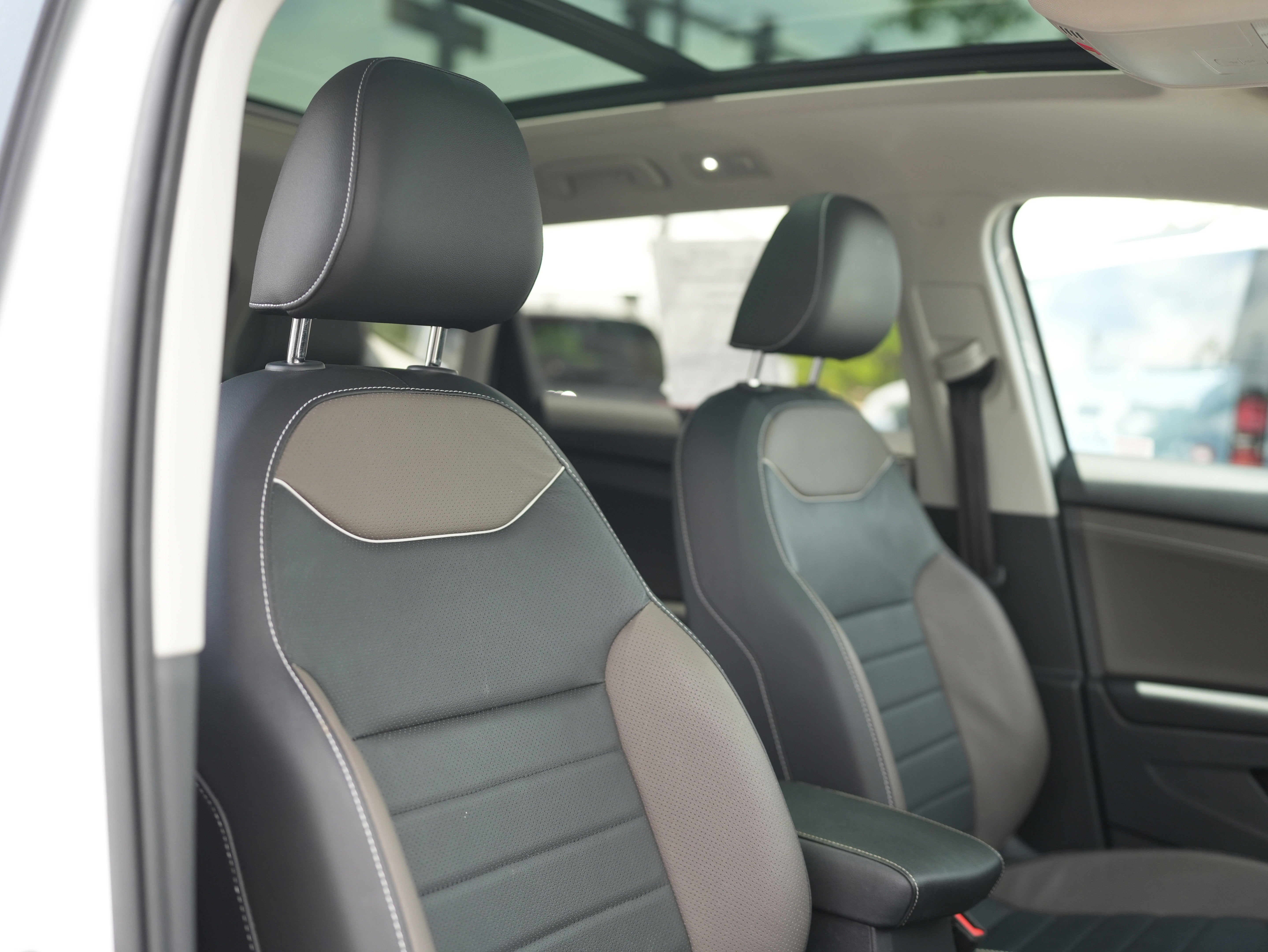 2023 Volkswagen Taos 1.5T SEL