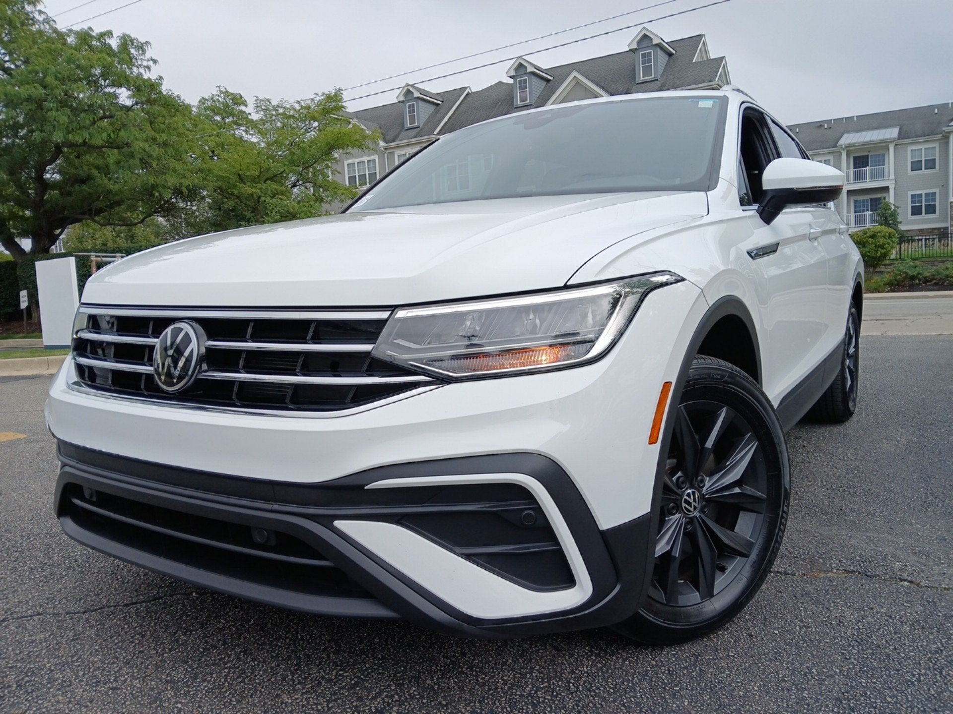 2024 Volkswagen Tiguan 2.0T SE
