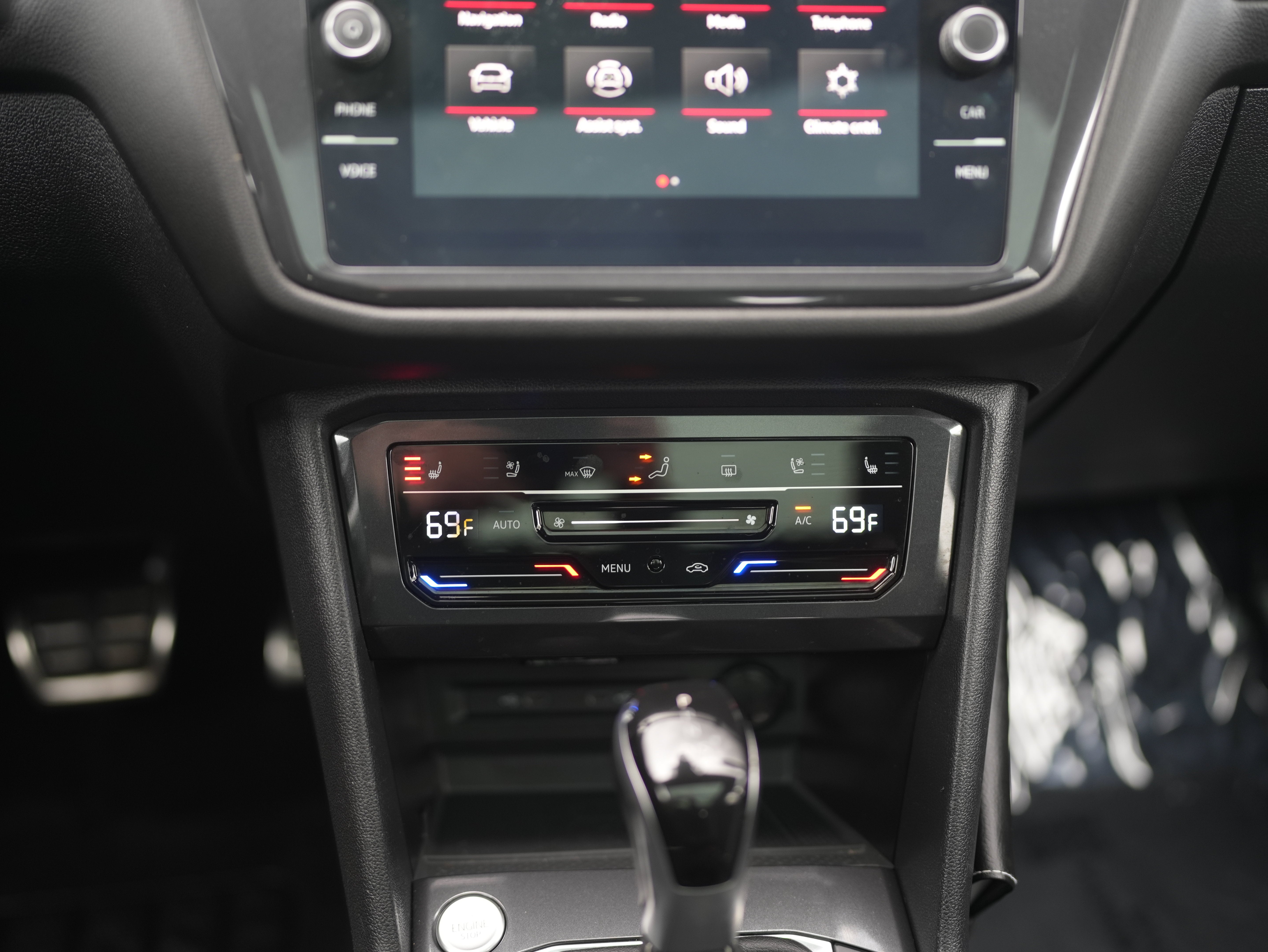 2024 Volkswagen Tiguan 2.0T SEL R-Line