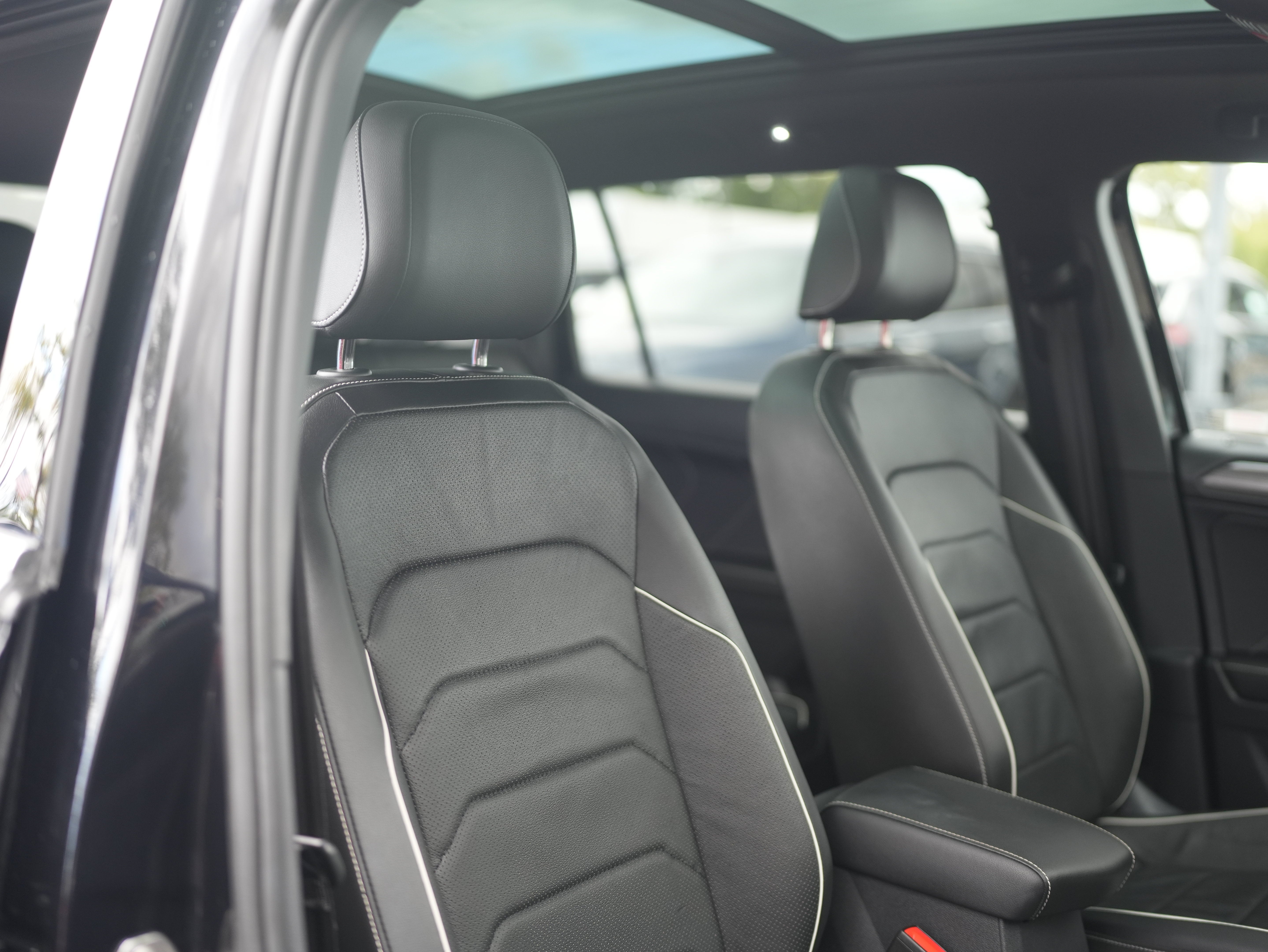 2024 Volkswagen Tiguan 2.0T SEL R-Line
