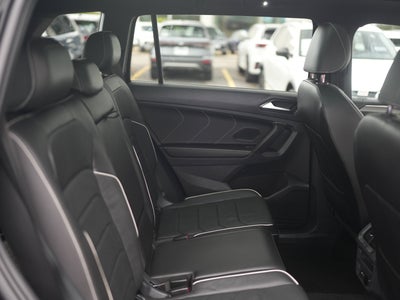 2024 Volkswagen Tiguan 2.0T SEL R-Line