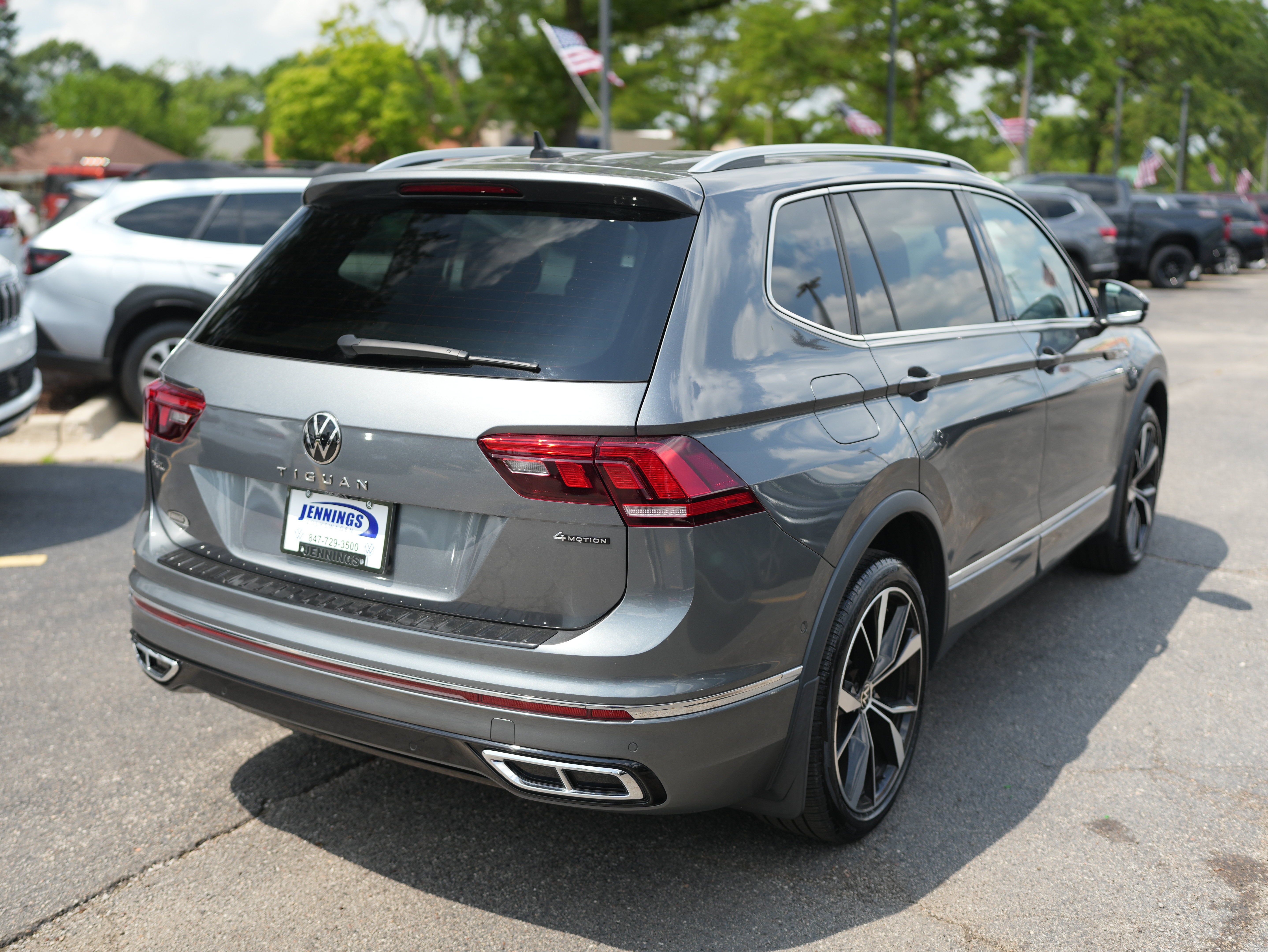 2023 Volkswagen Tiguan 2.0T SEL R-Line