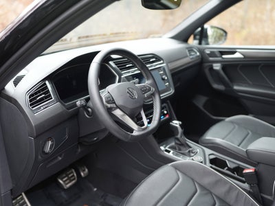 2023 Volkswagen Tiguan SEL R-Line