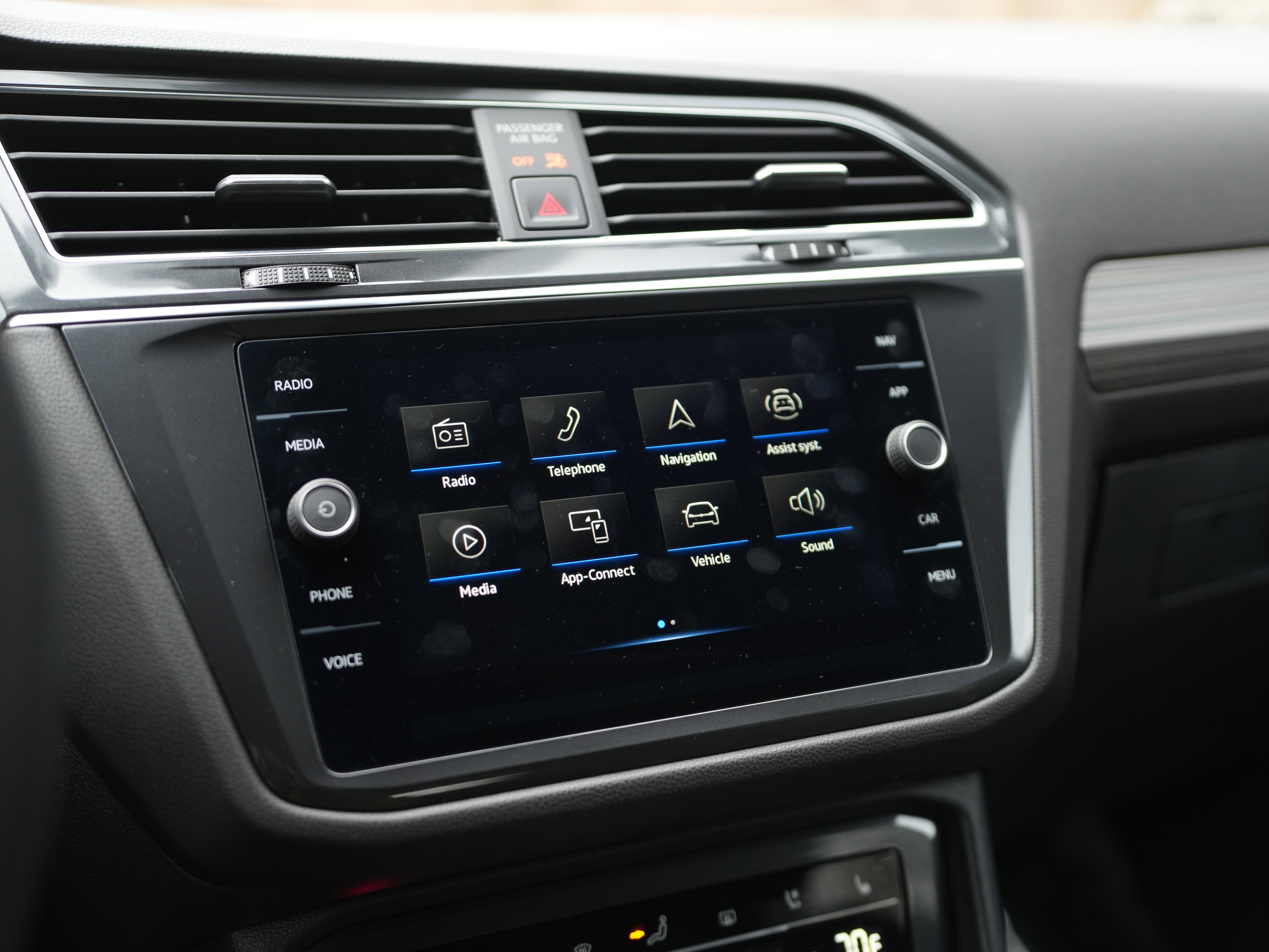 2023 Volkswagen Tiguan SEL R-Line