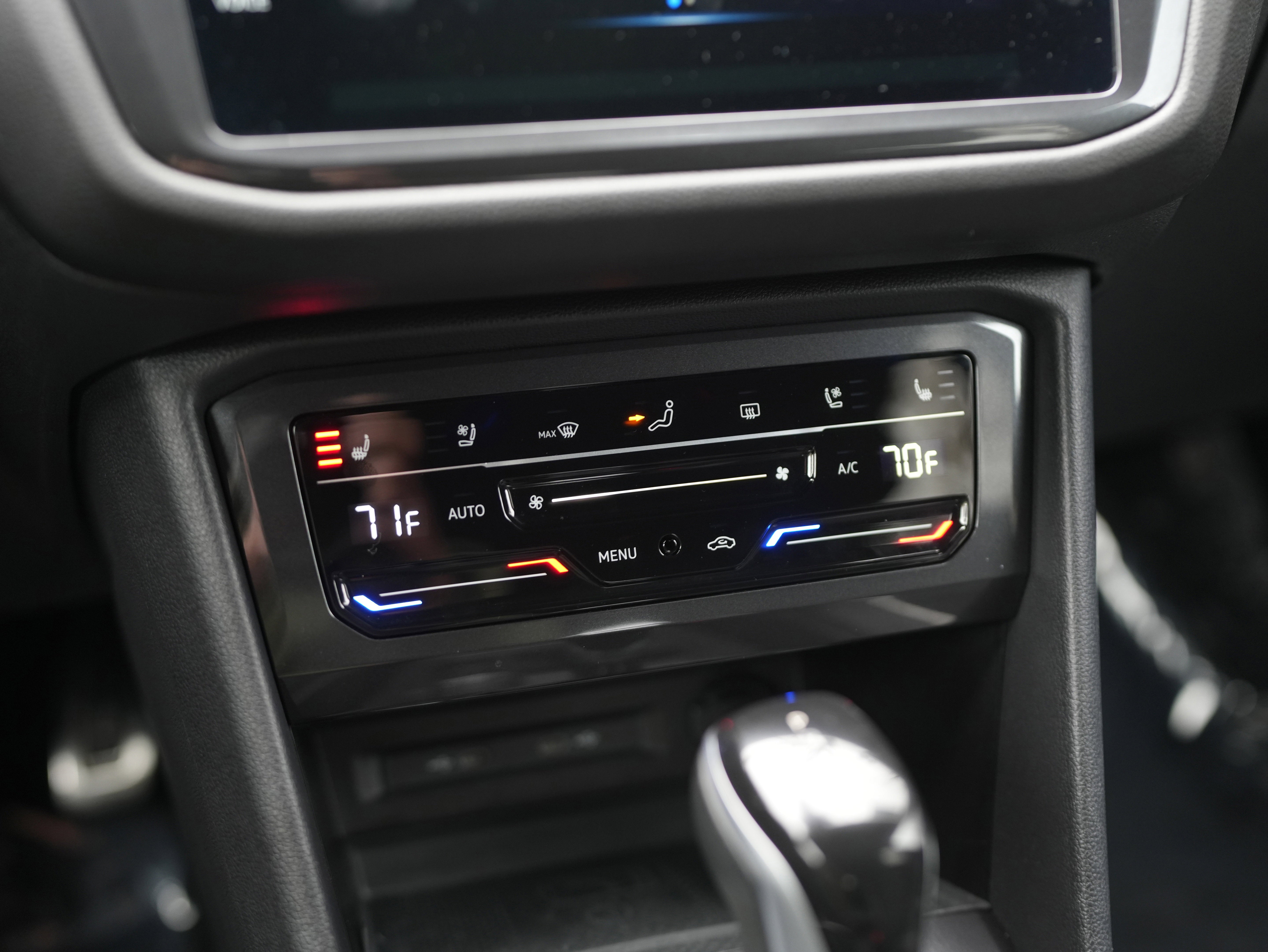 2023 Volkswagen Tiguan SEL R-Line