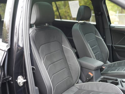 2023 Volkswagen Tiguan SEL R-Line