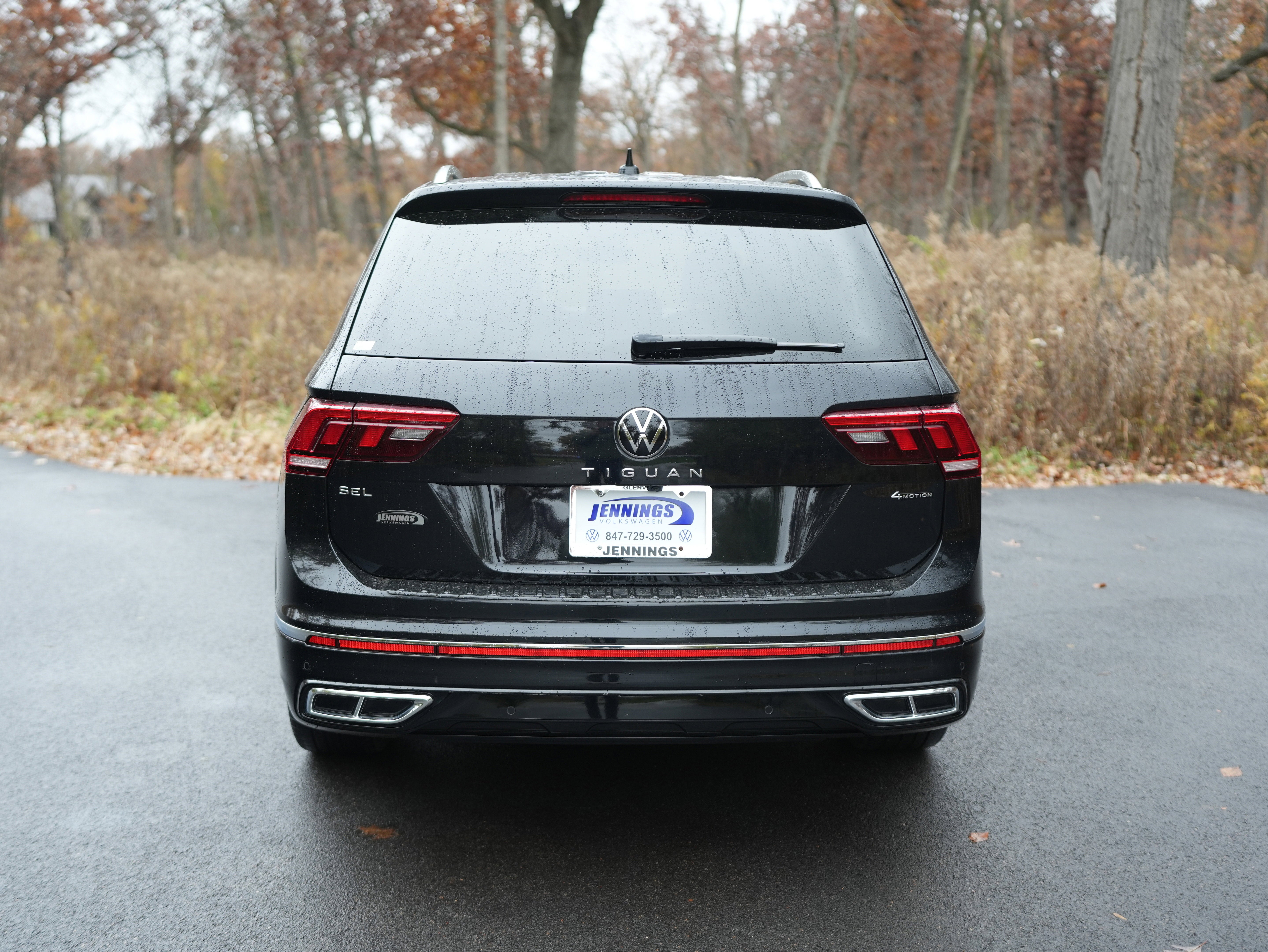 2023 Volkswagen Tiguan SEL R-Line