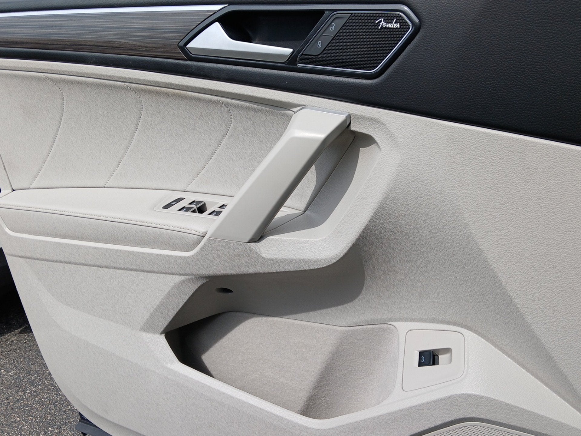2023 Volkswagen Tiguan 2.0T SEL R-Line