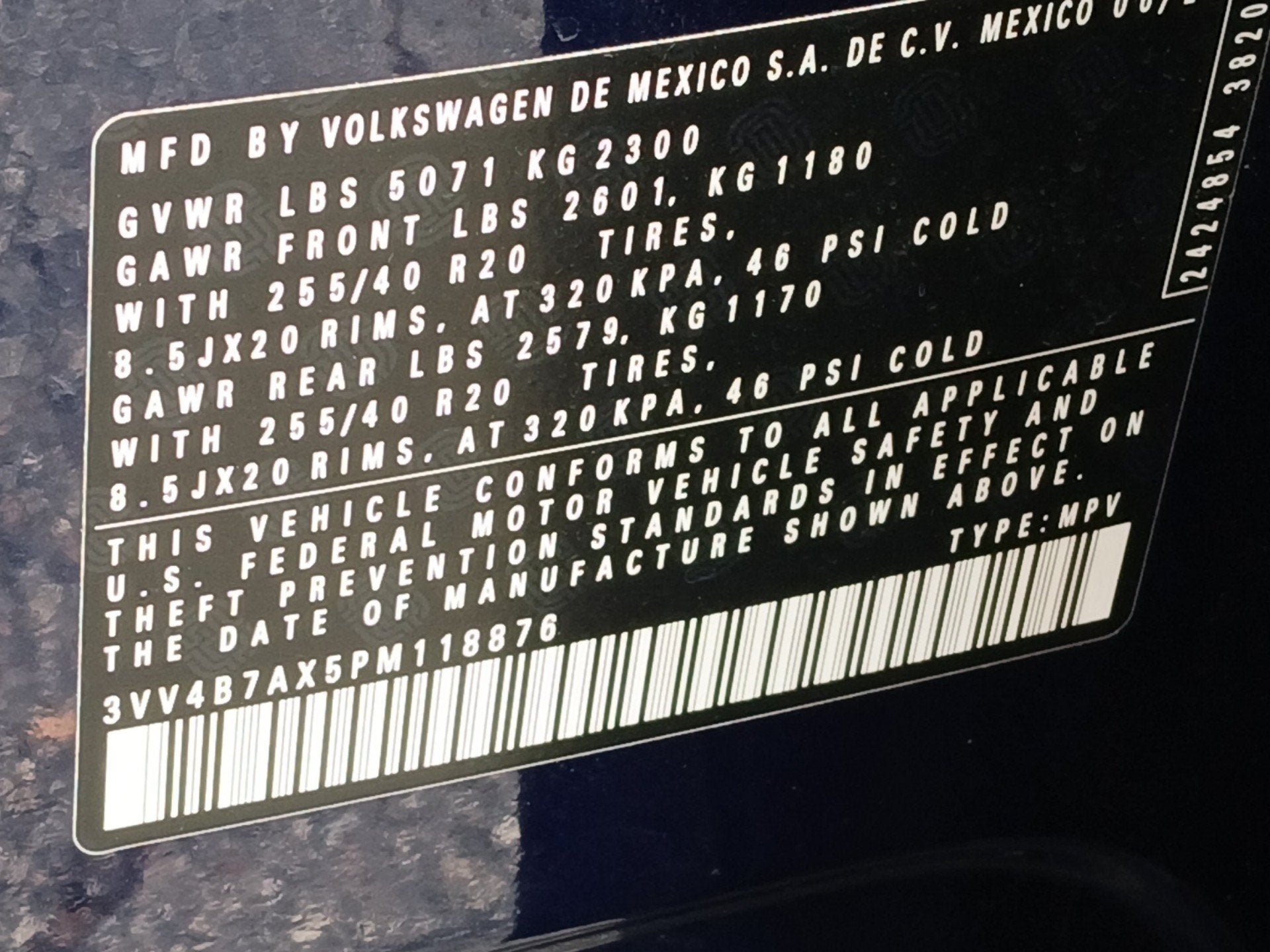 2023 Volkswagen Tiguan 2.0T SEL R-Line