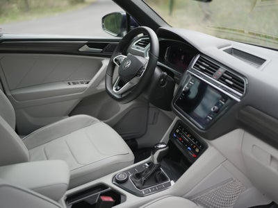 2022 Volkswagen Tiguan SEL R-Line