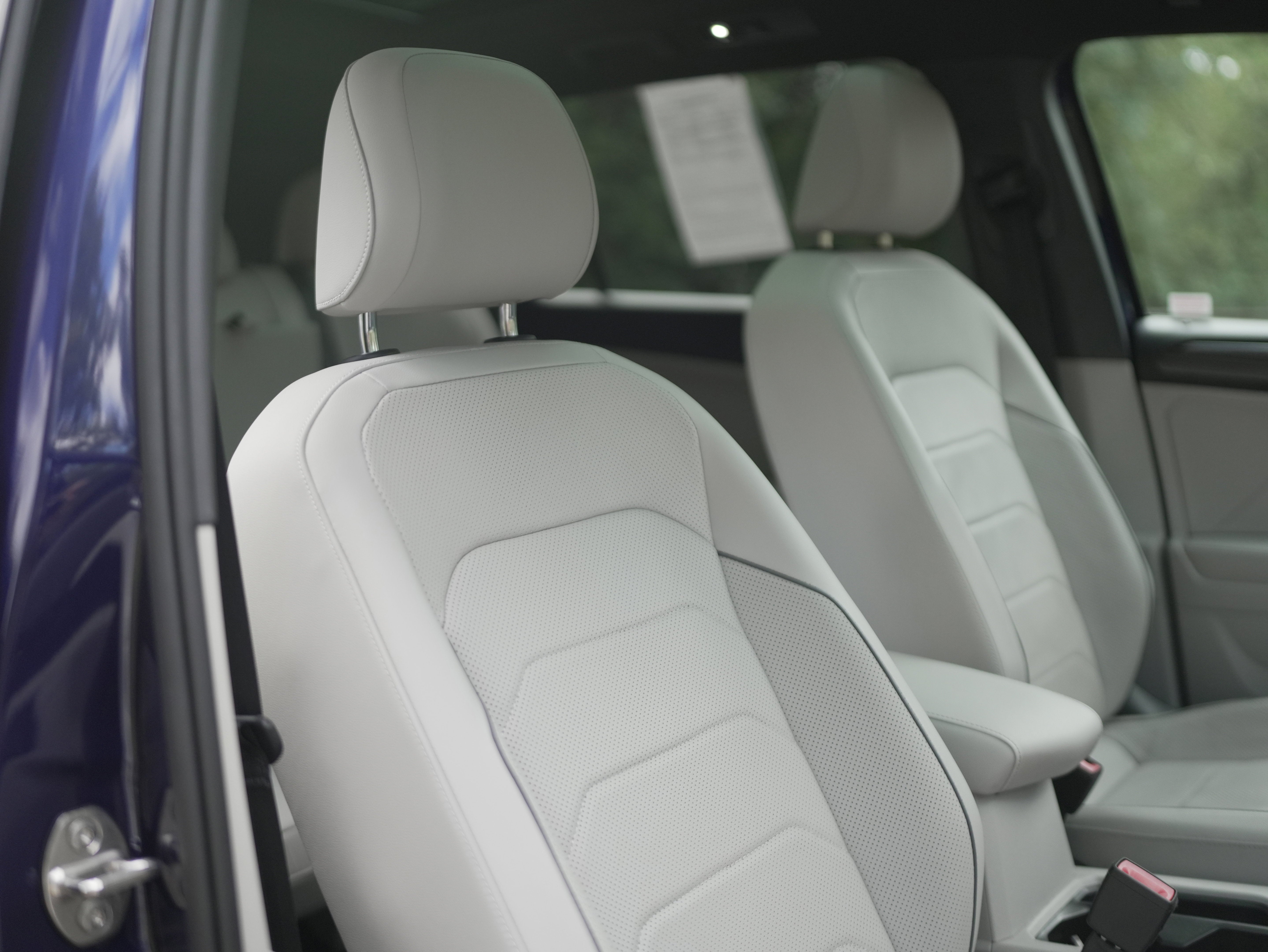 2022 Volkswagen Tiguan SEL R-Line