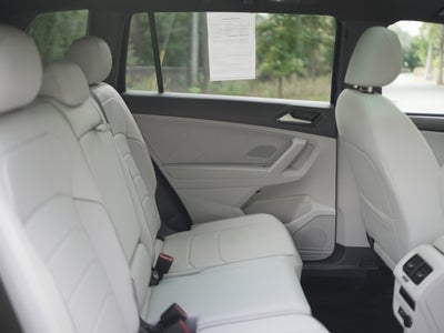 2022 Volkswagen Tiguan SEL R-Line