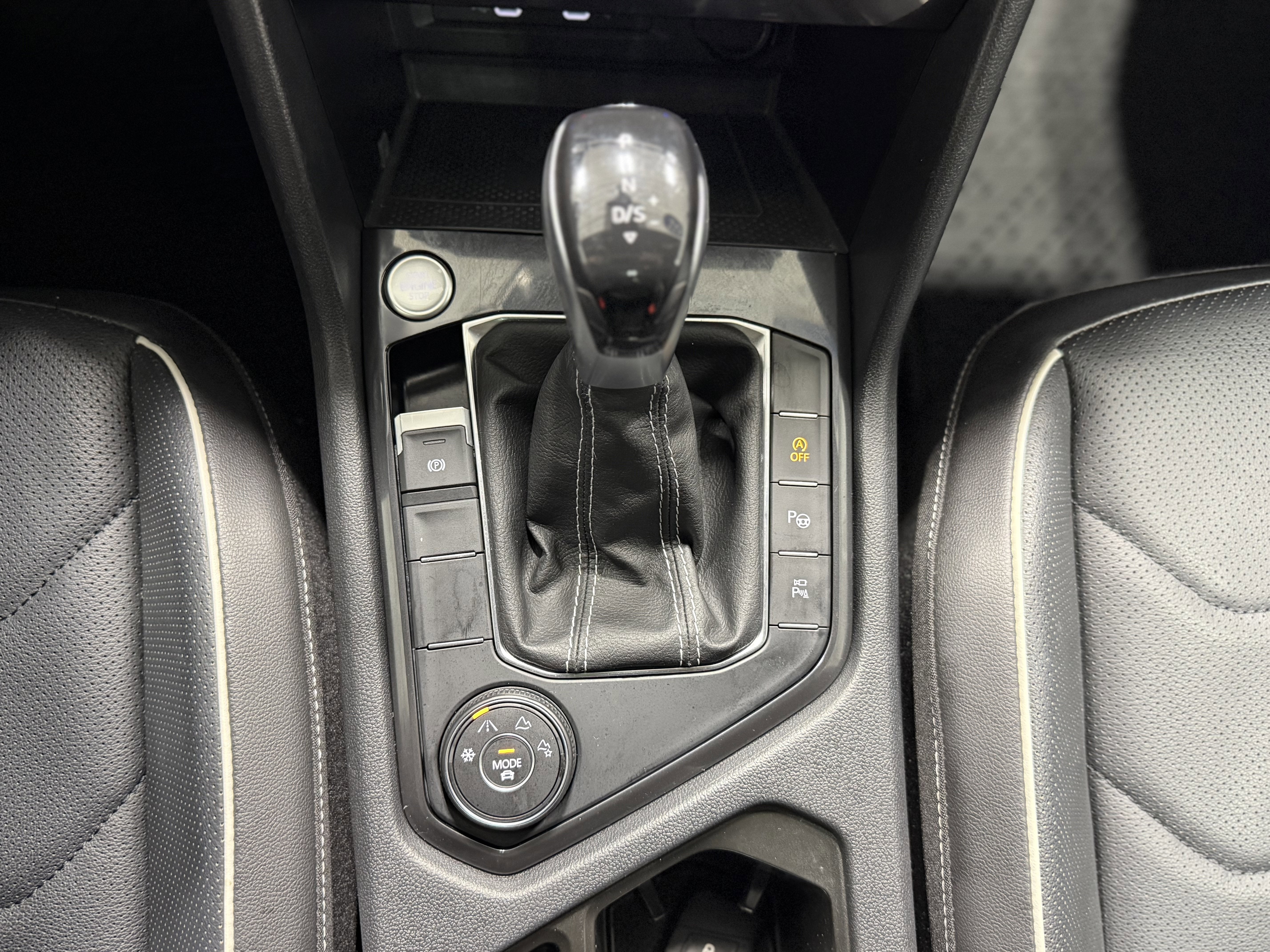 2022 Volkswagen Tiguan SEL R-Line