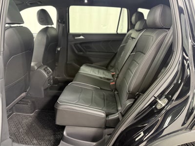 2022 Volkswagen Tiguan SEL R-Line