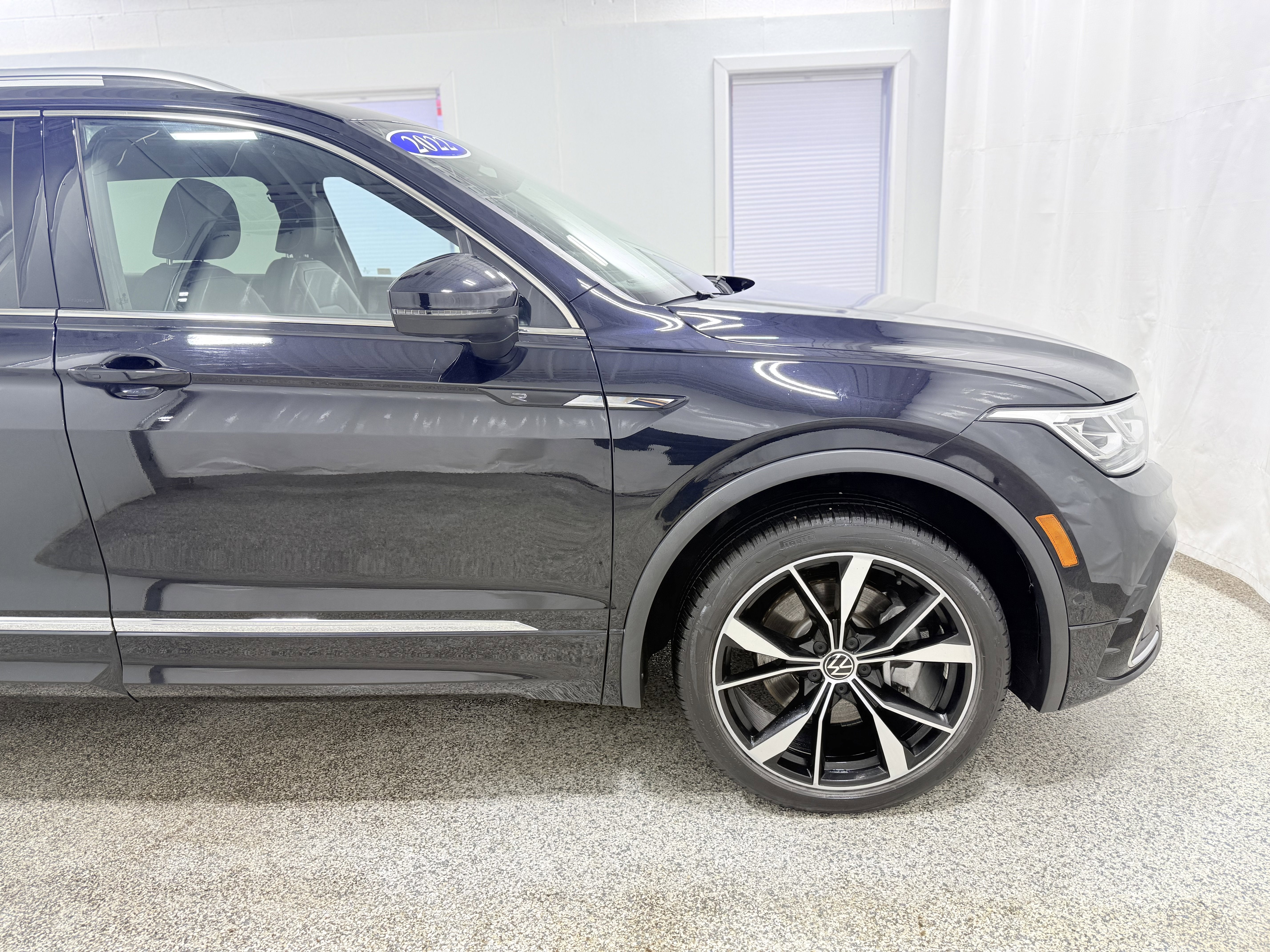 2022 Volkswagen Tiguan SEL R-Line