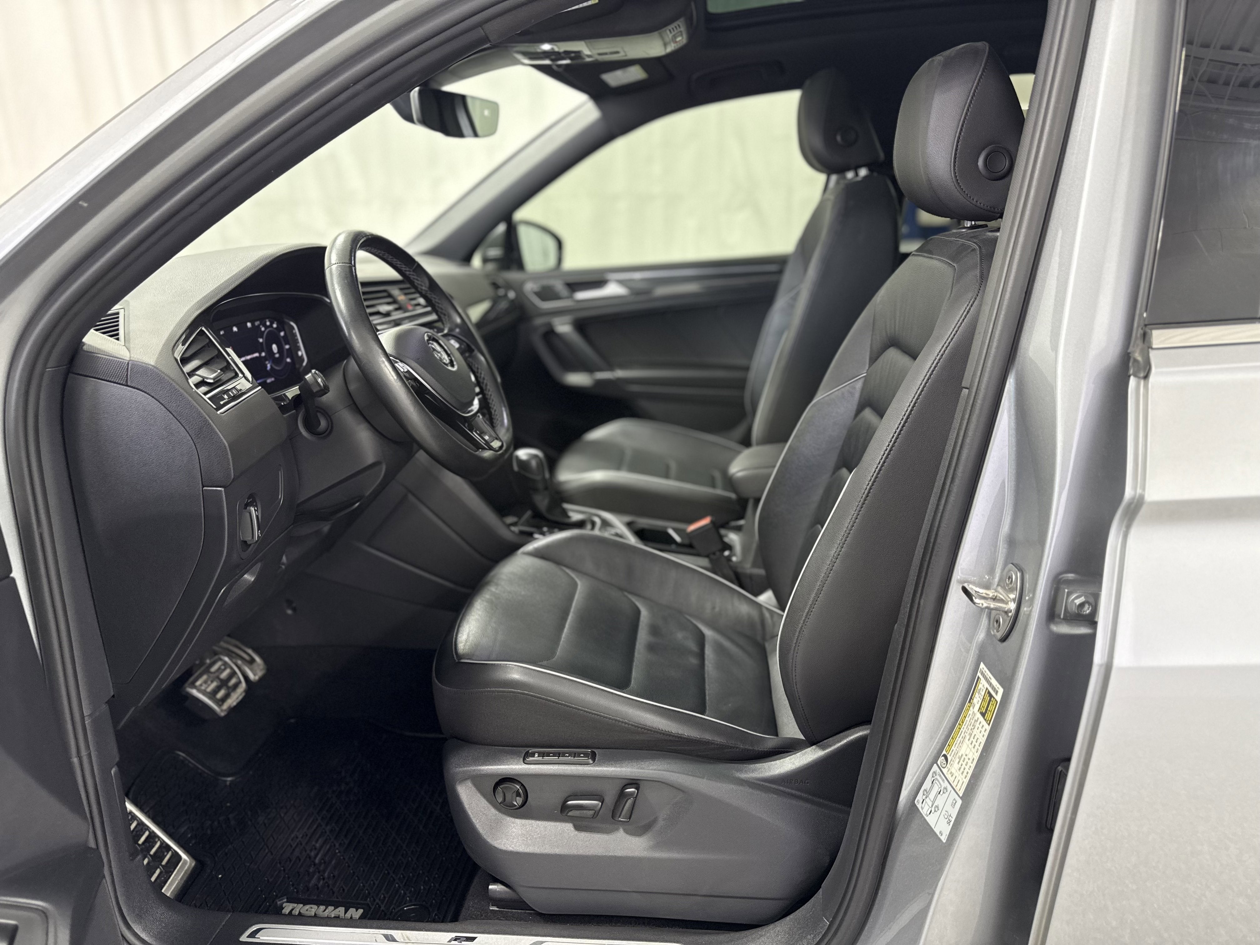 2020 Volkswagen Tiguan SEL Premium R-Line