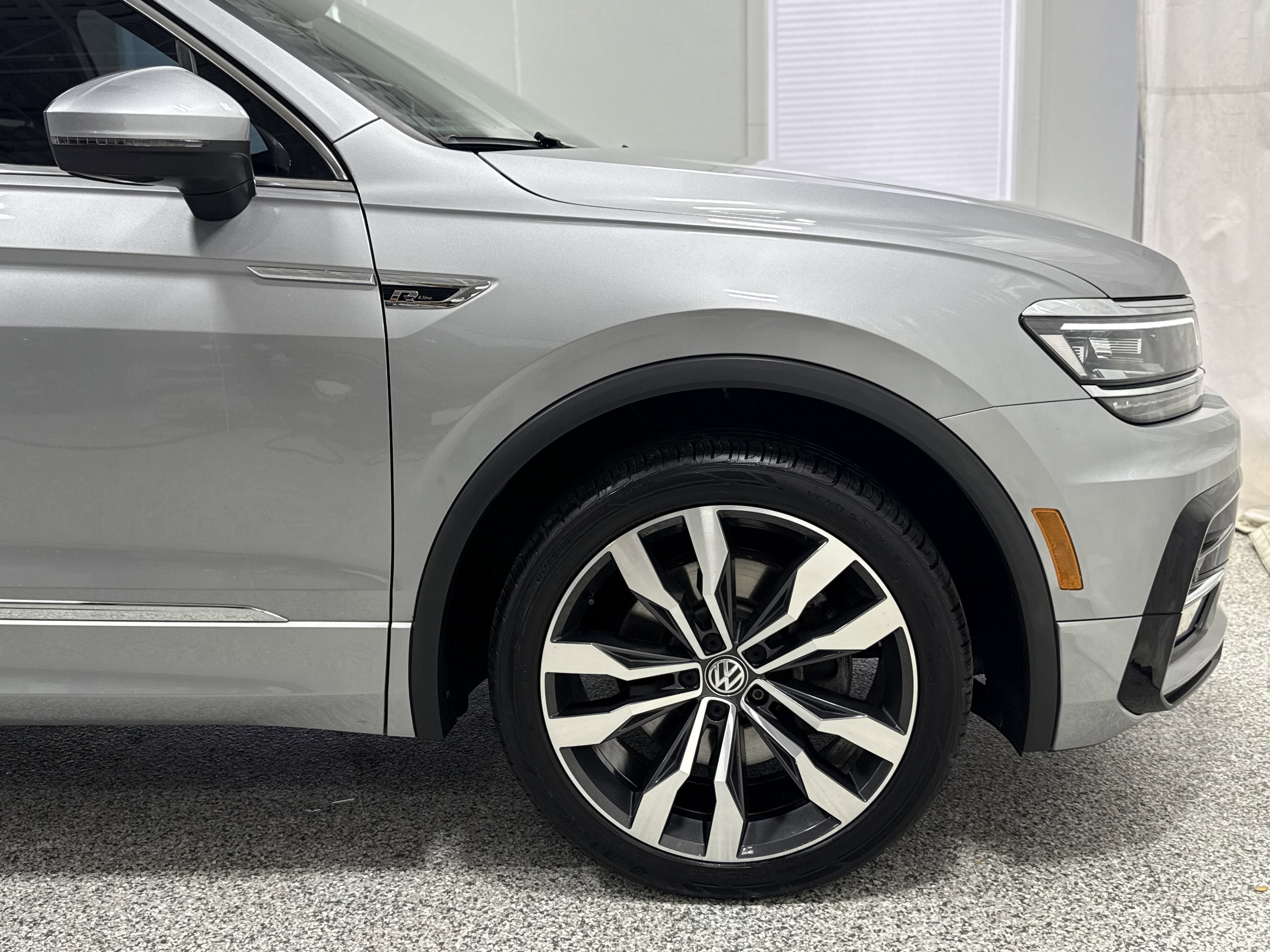 2020 Volkswagen Tiguan SEL Premium R-Line