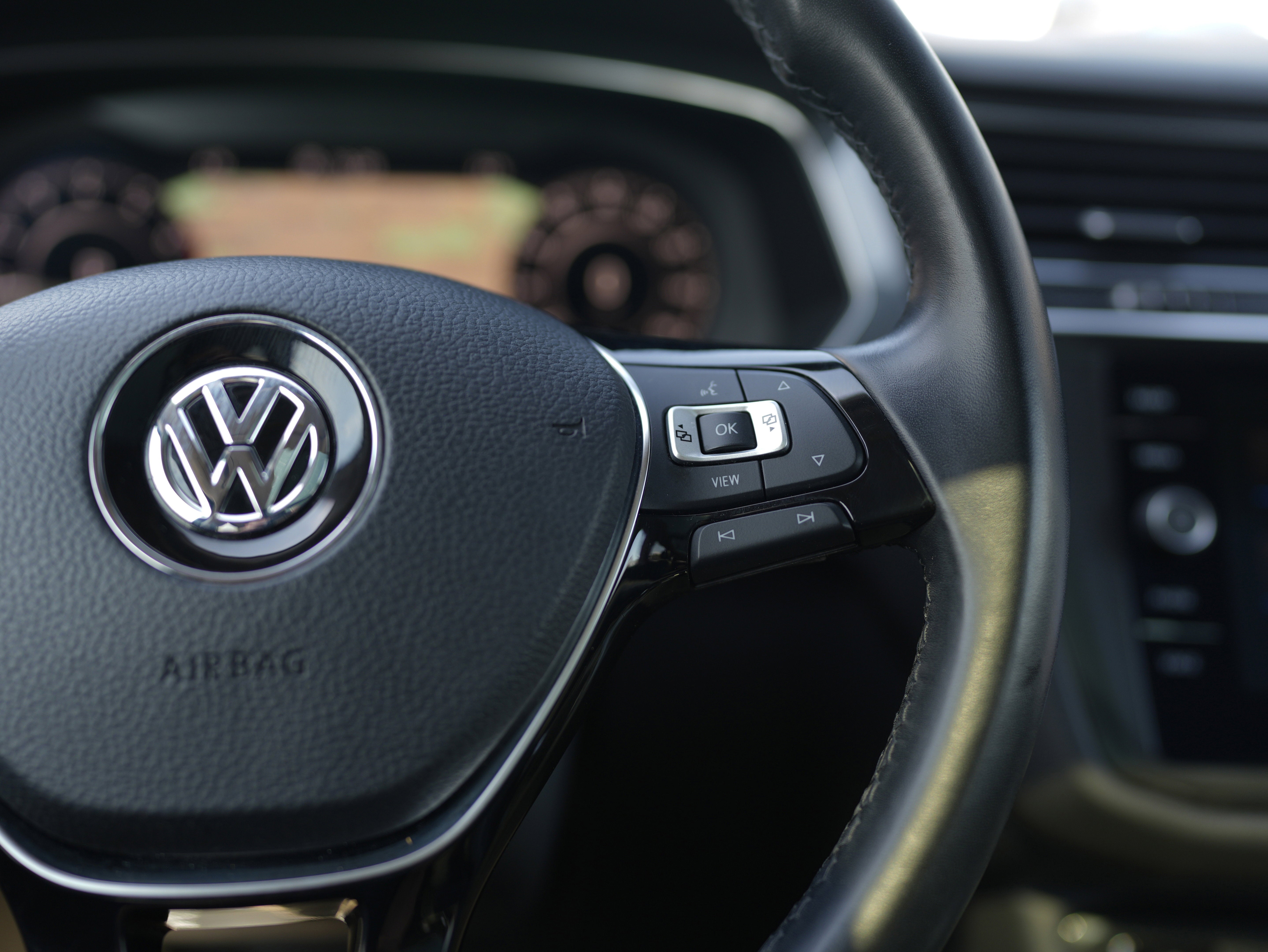2019 Volkswagen Tiguan SEL Premium