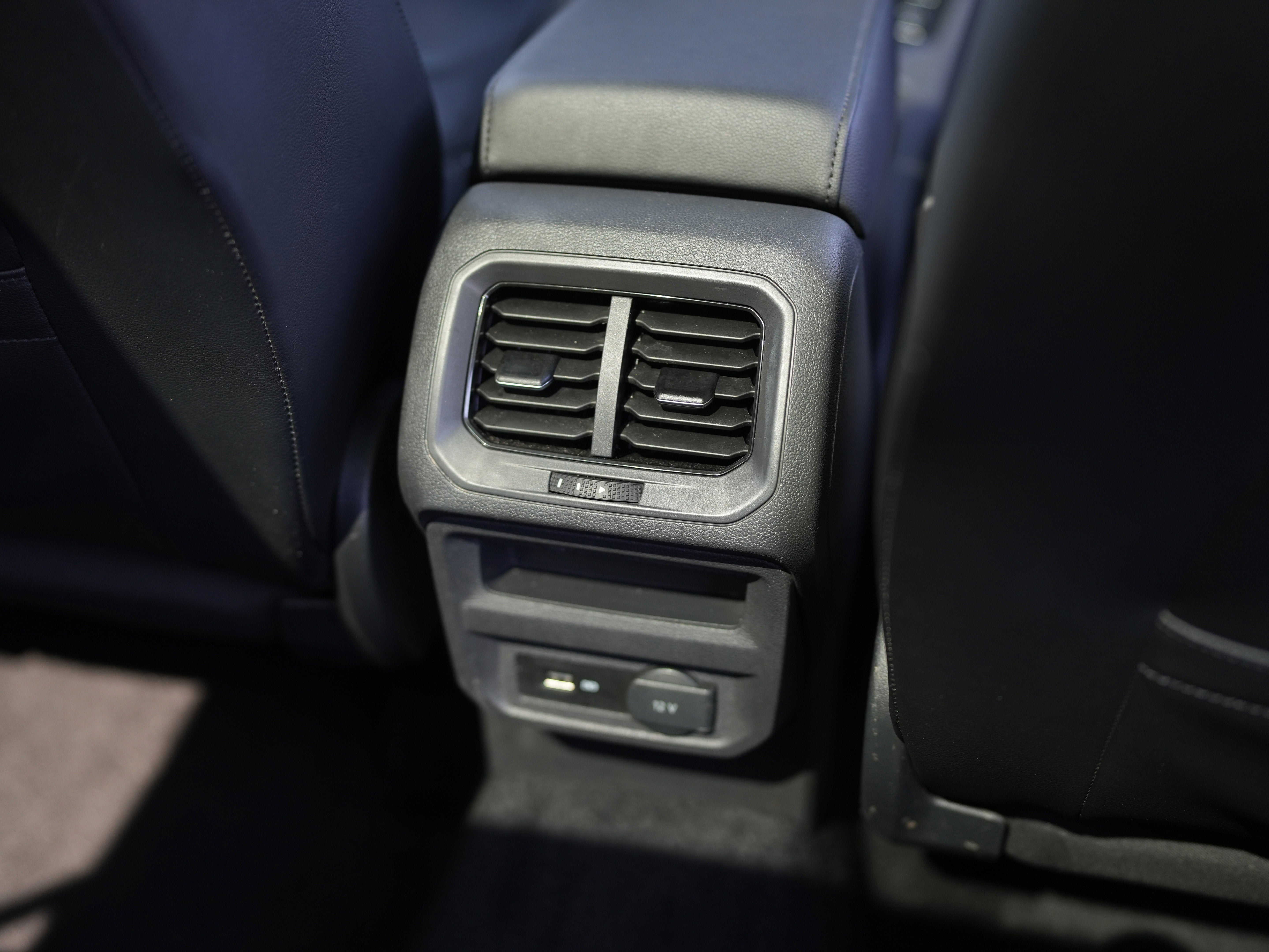 2019 Volkswagen Tiguan SEL Premium