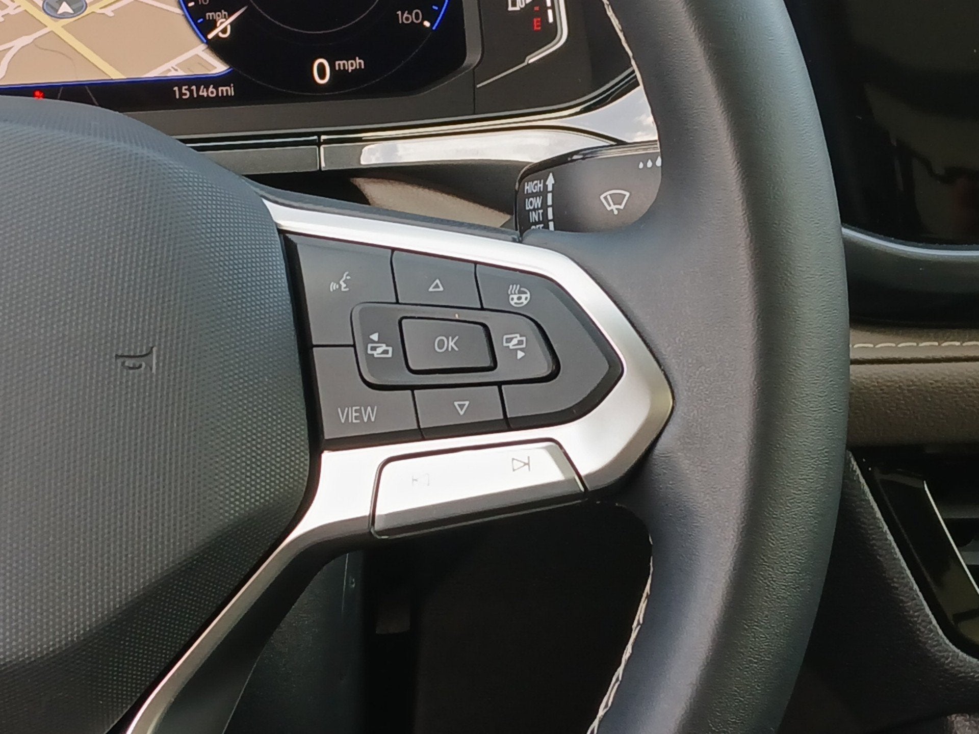 2023 Volkswagen Taos 1.5T SEL