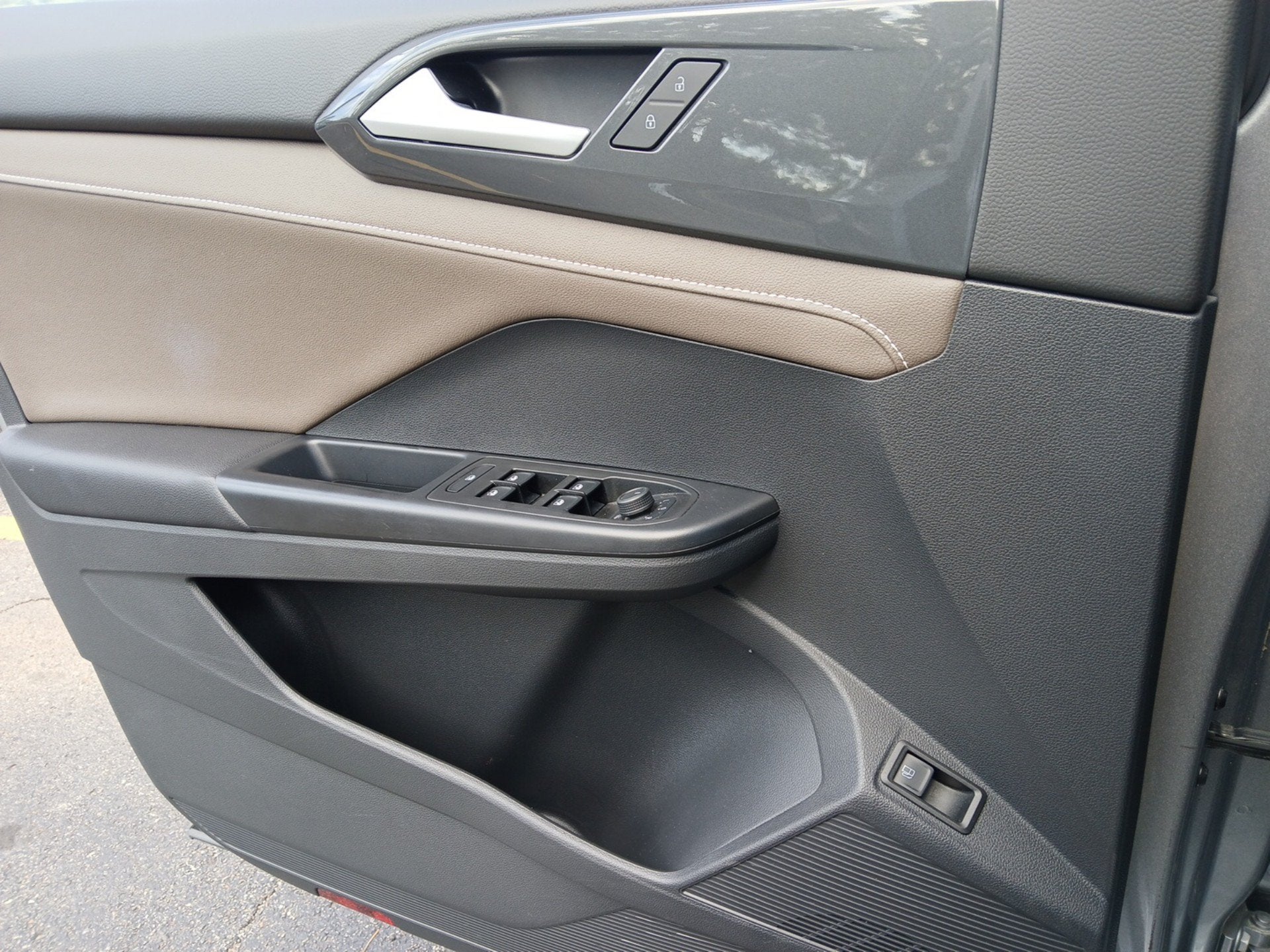2023 Volkswagen Taos 1.5T SEL