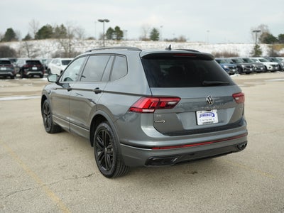 2022 Volkswagen Tiguan SE R-Line Black