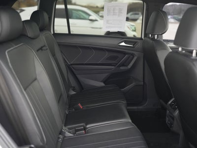 2022 Volkswagen Tiguan SE R-Line Black