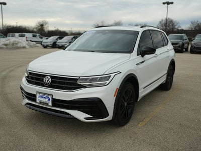 2022 Volkswagen Tiguan SE R-Line Black