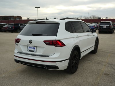 2022 Volkswagen Tiguan SE R-Line Black