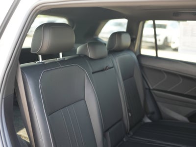 2022 Volkswagen Tiguan 2.0T SE R-Line Black